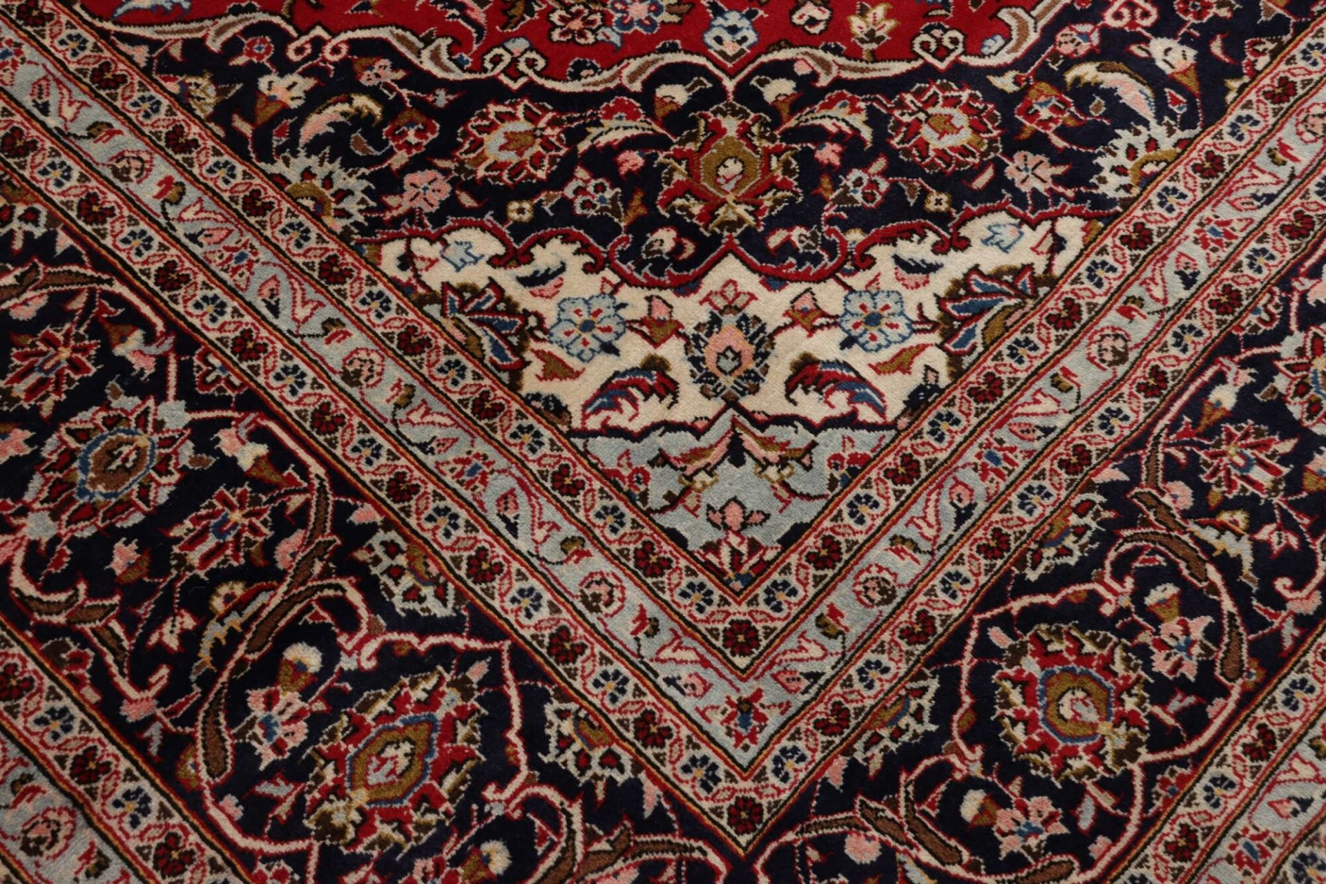 Kashan Perserteppich aus Iran, 247 × 348 cm