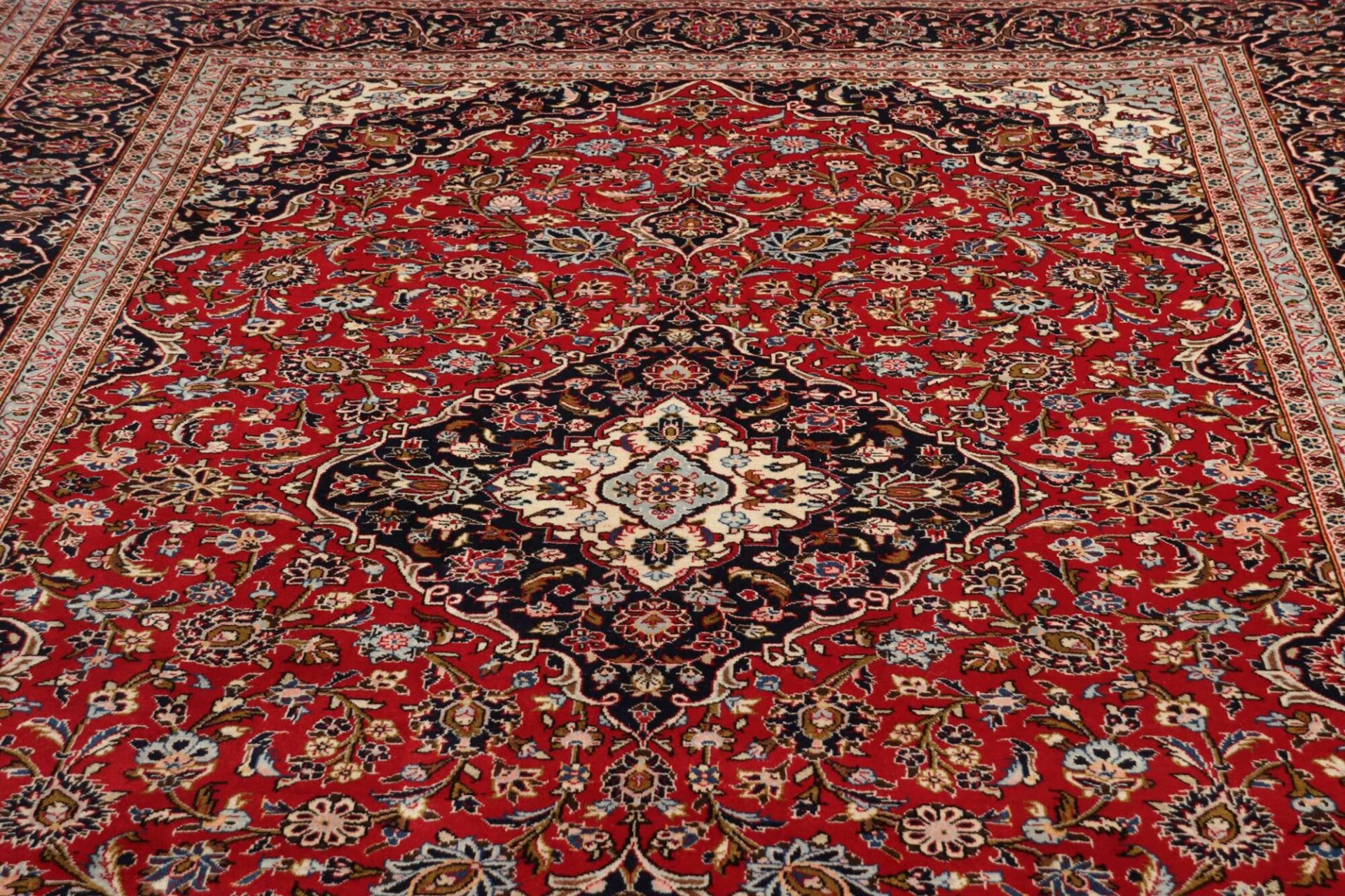 Kashan Perserteppich aus Iran, 247 × 348 cm
