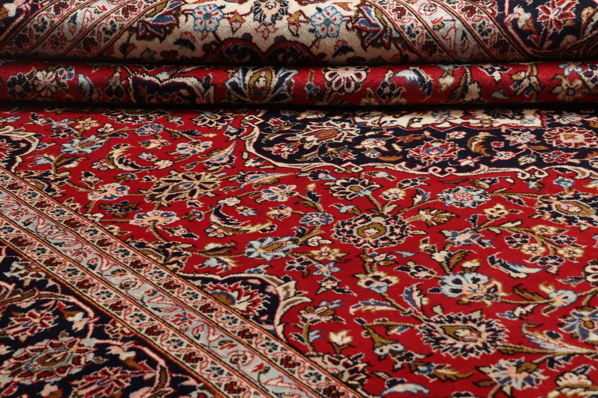 Kashan Perserteppich aus Iran, 247 × 348 cm