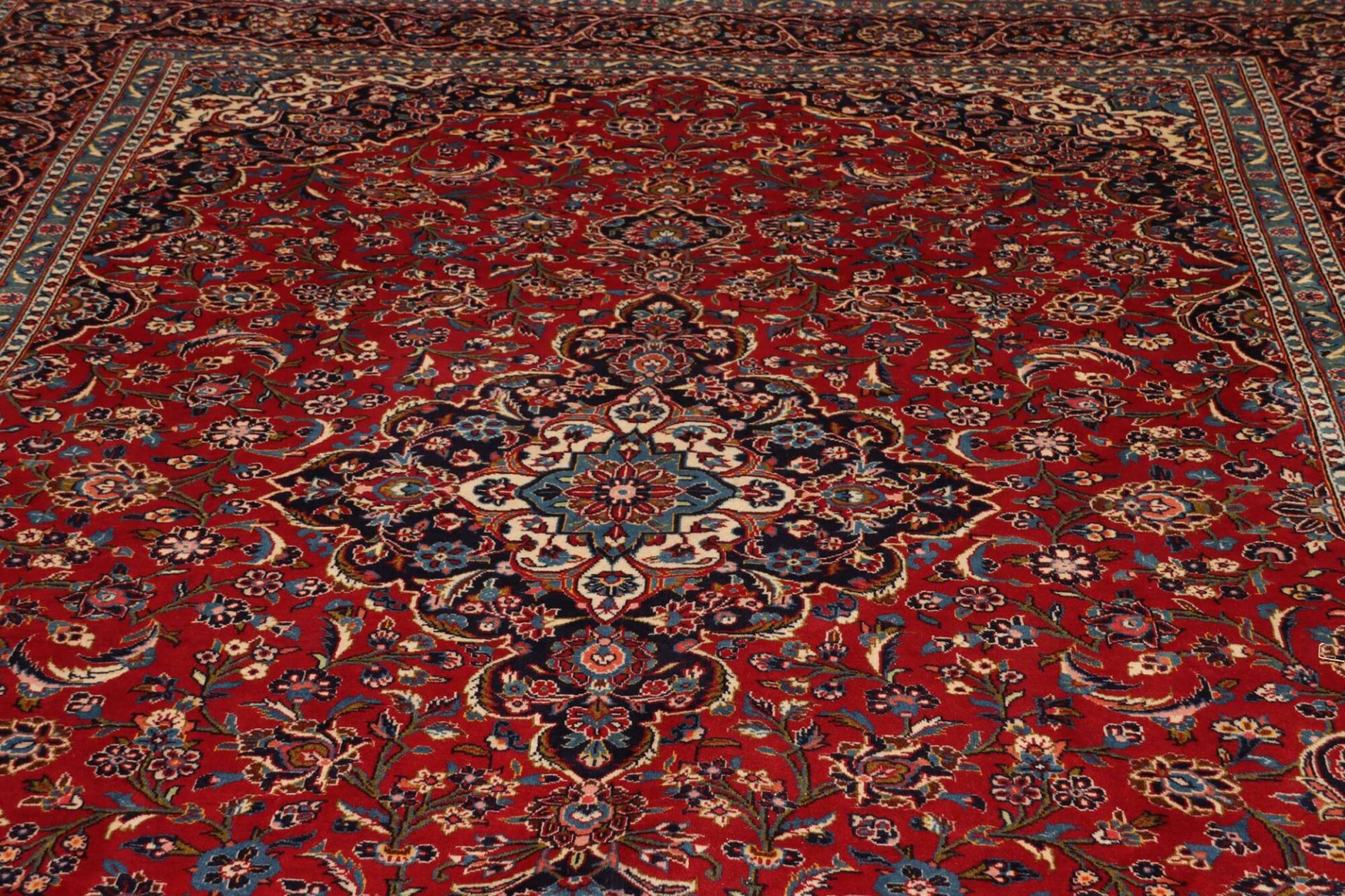Handgeknüpfter Kashan Perserteppich 257 × 372 cm