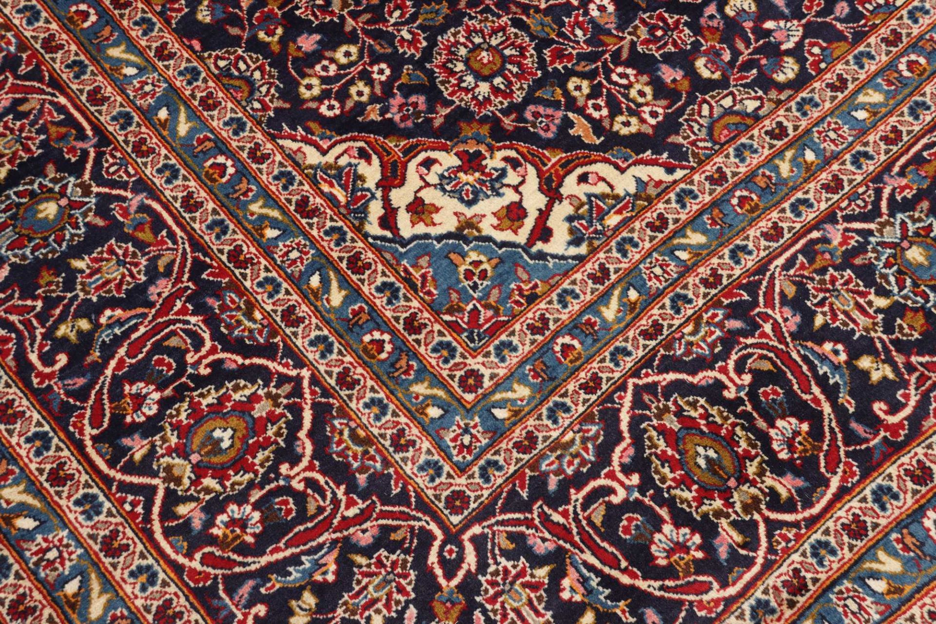 Kashan Perserteppich 246 × 357 cm aus Wolle, handgeknüpft