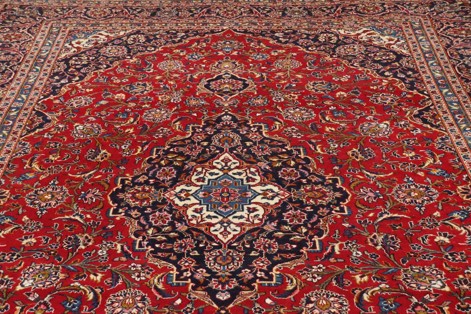 Kashan Perserteppich 246 × 357 cm aus Wolle, handgeknüpft