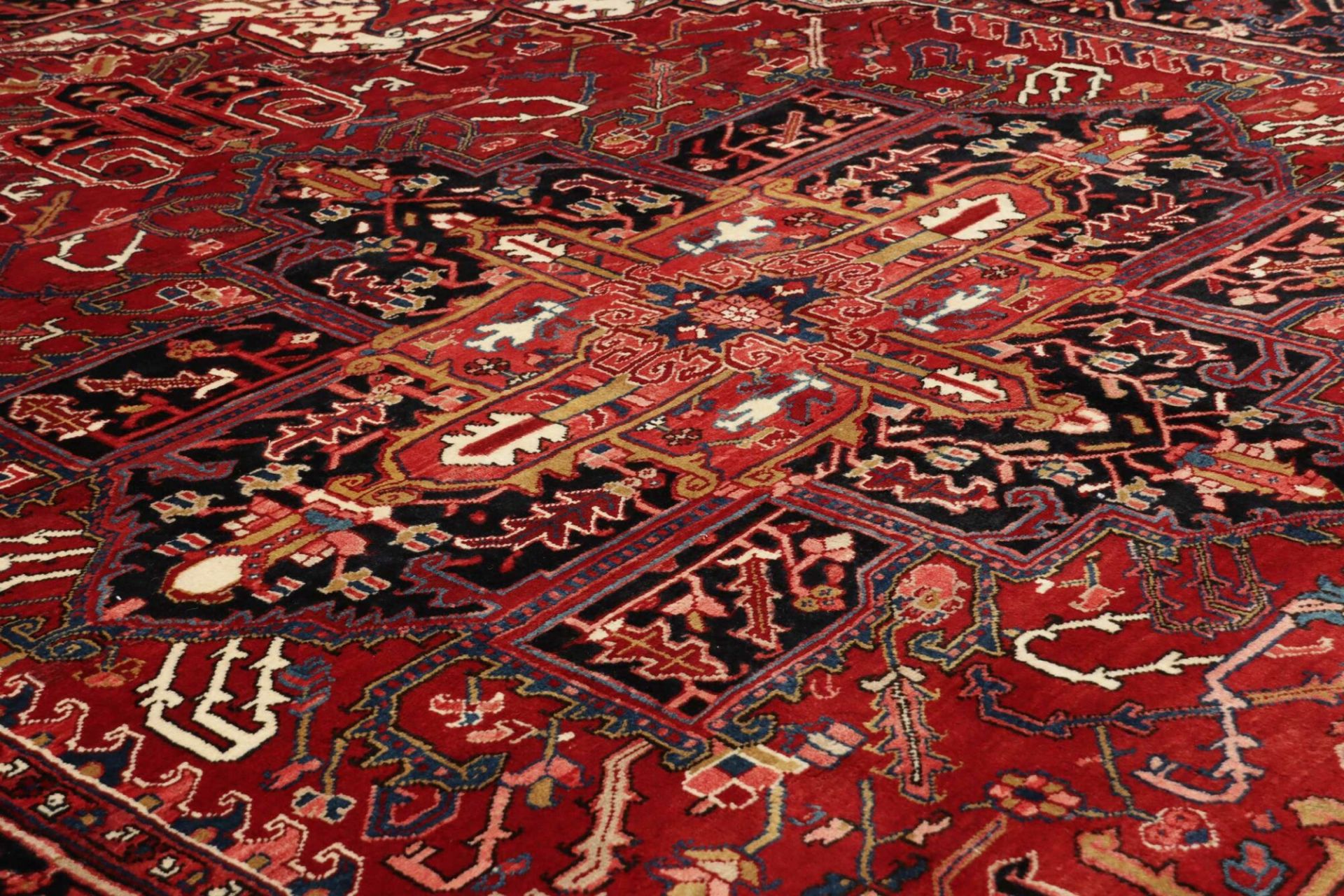 perserteppich-heriz-258-x-339-cm-schurwolle-handgeknupft-rustikal-15 Heriz Perserteppich aus Iran, 258 × 339 cm