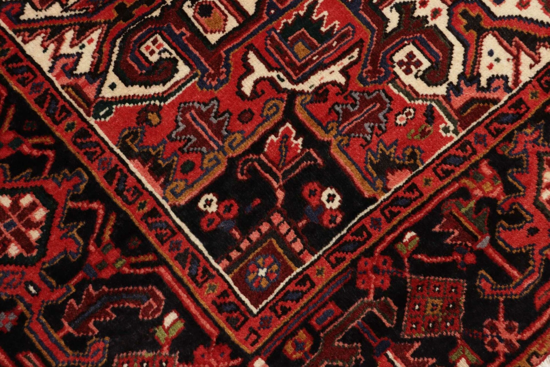 Heriz Perserteppich 261 × 329 cm aus Wolle, handgeknüpft