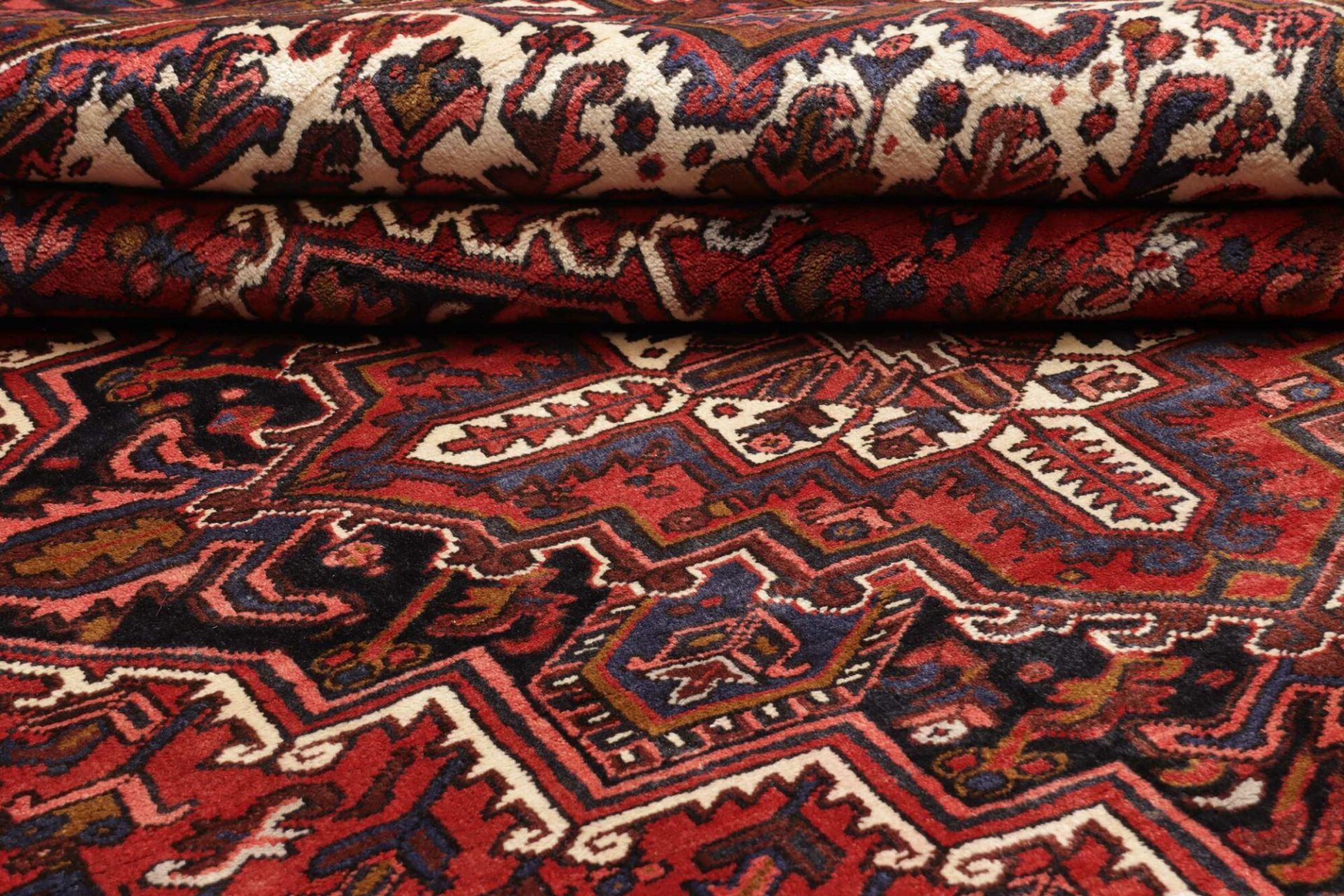 perserteppich-heriz-247-x-337-cm-schurwolle-handgeknupft-rustikal-19 Handgeknüpfter Heriz Perserteppich 247 × 337 cm