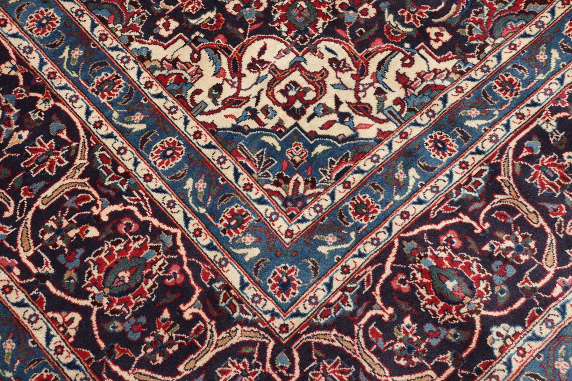 Handgeknüpfter Kashan Perserteppich 251 × 356 cm