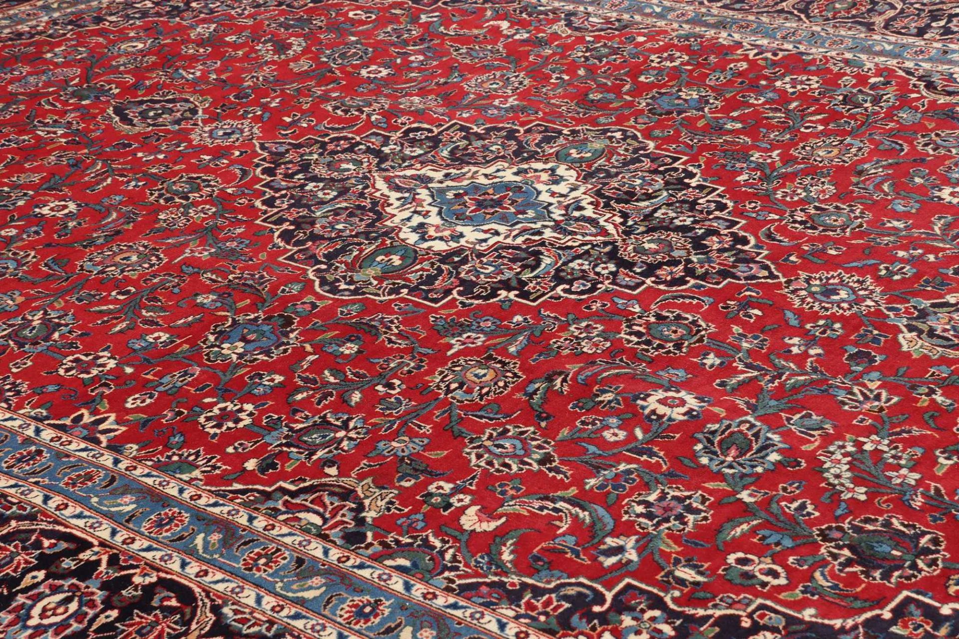 Handgeknüpfter Kashan Perserteppich 251 × 356 cm