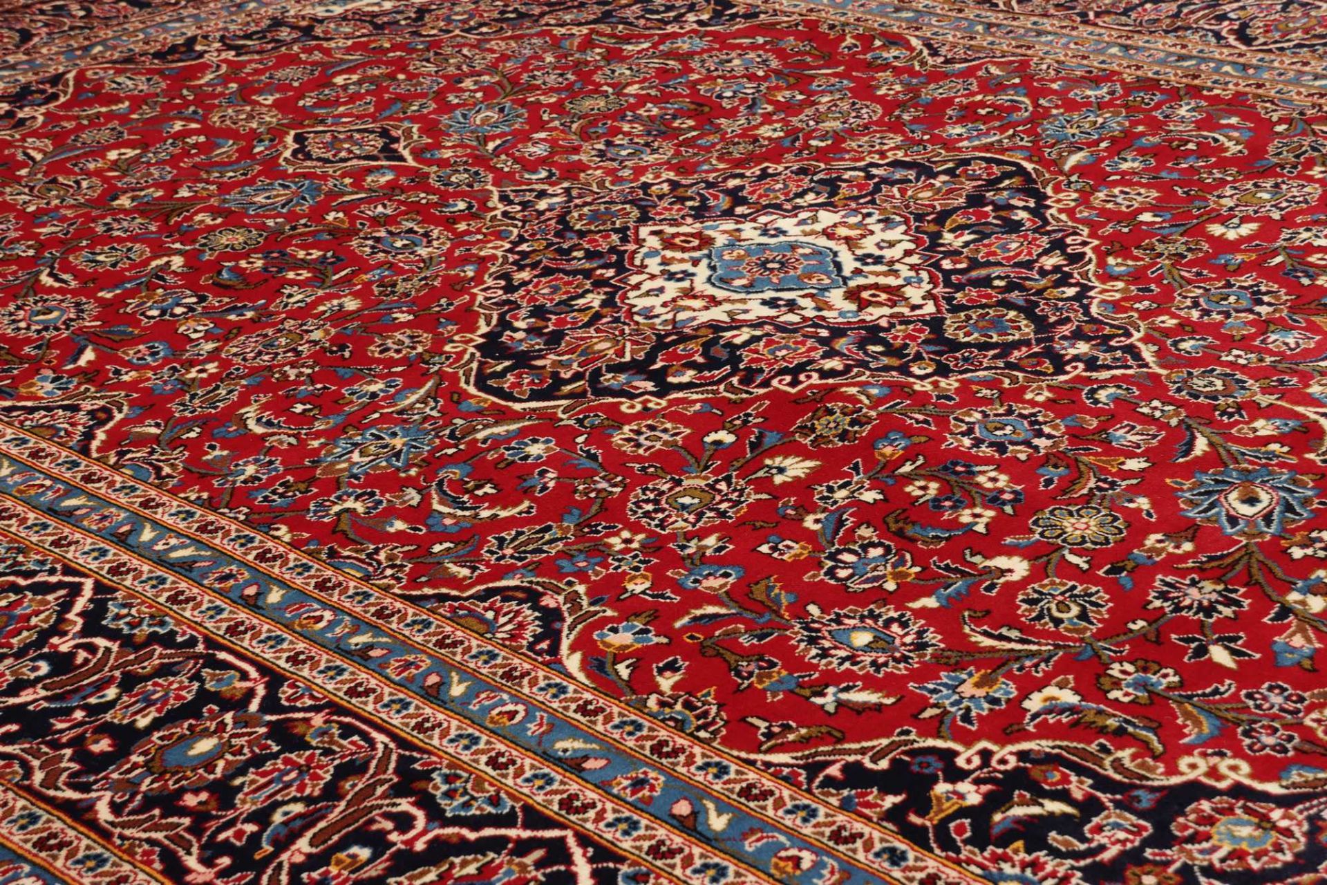 Kashan Perserteppich aus Iran, 245 × 364 cm