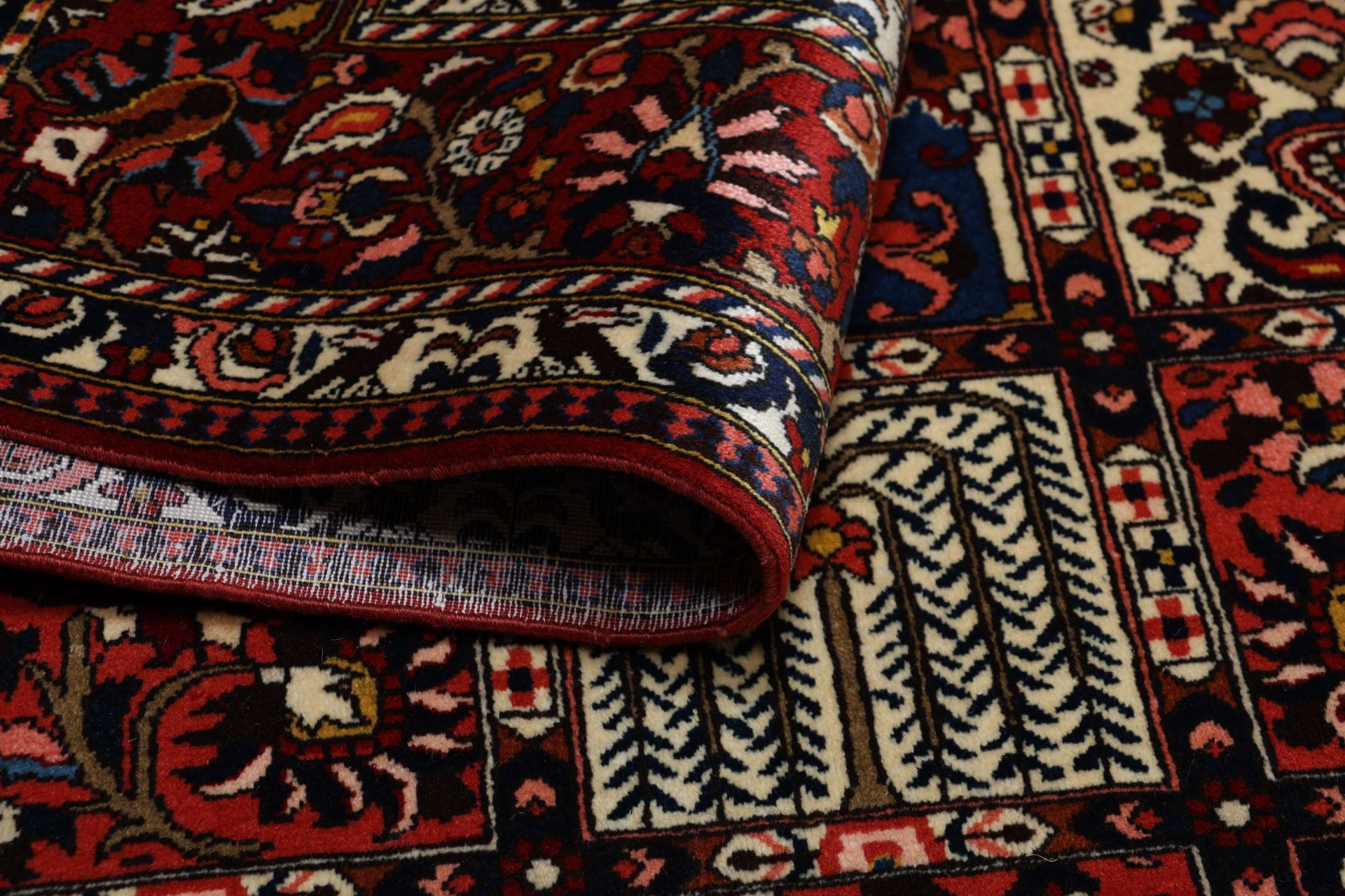 Bakhtiari Perserteppich aus Iran, 210 × 300 cm