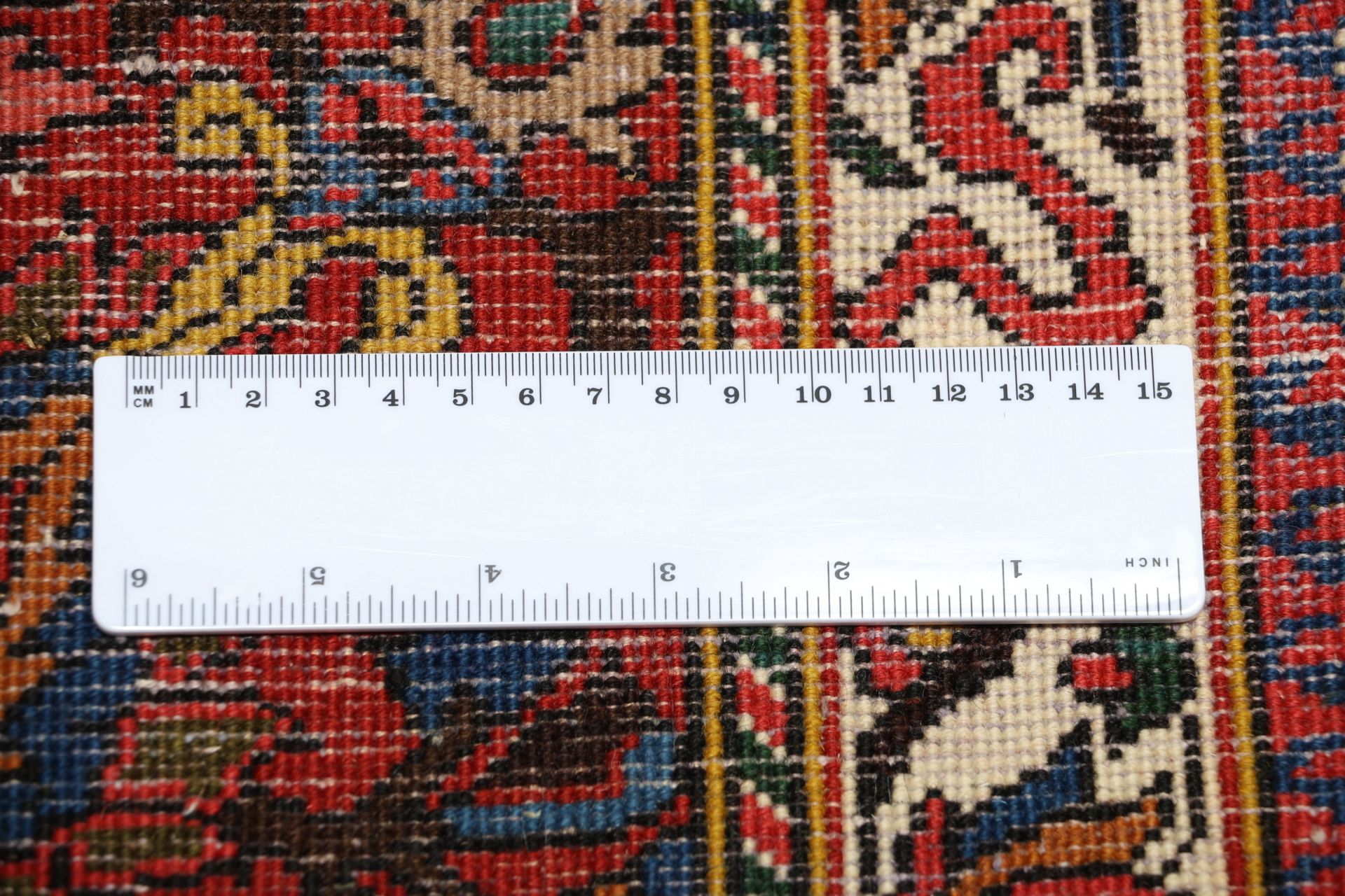 Bakhtiari Perserteppich 203 × 318 cm aus Wolle, handgeknüpft