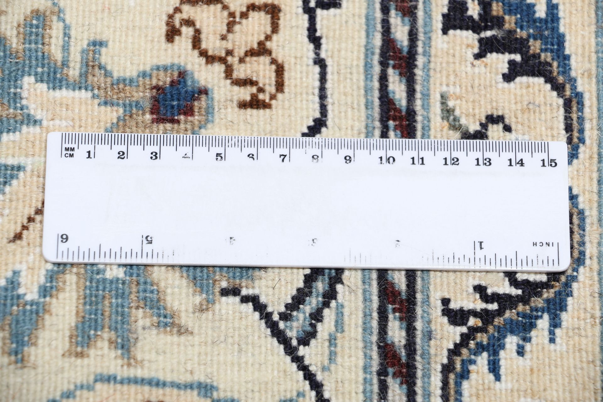 Nain Perserteppich aus Iran, 196 × 297 cm
