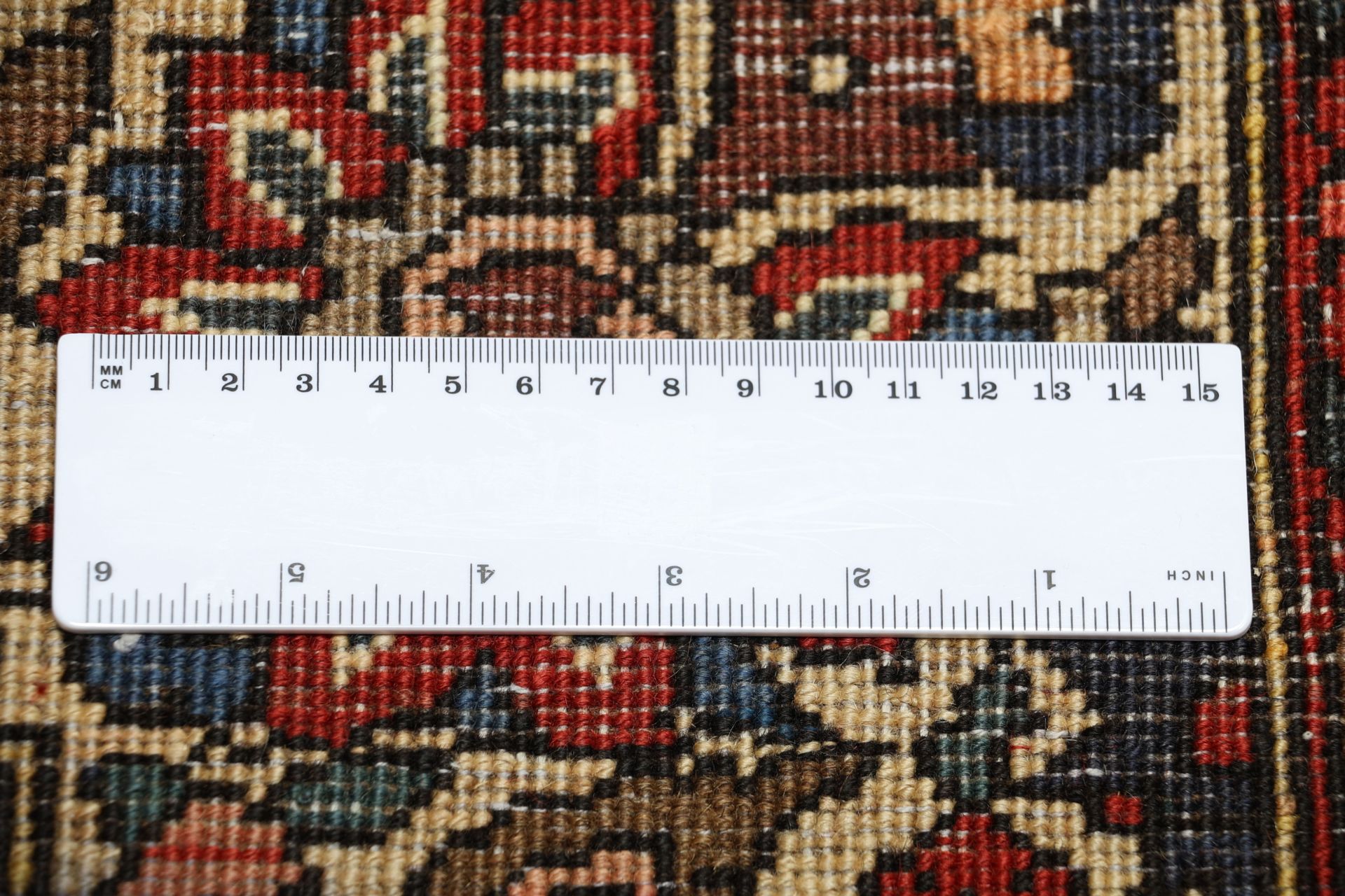 Bakhtiari Perserteppich 216 × 295 cm aus Wolle, handgeknüpft