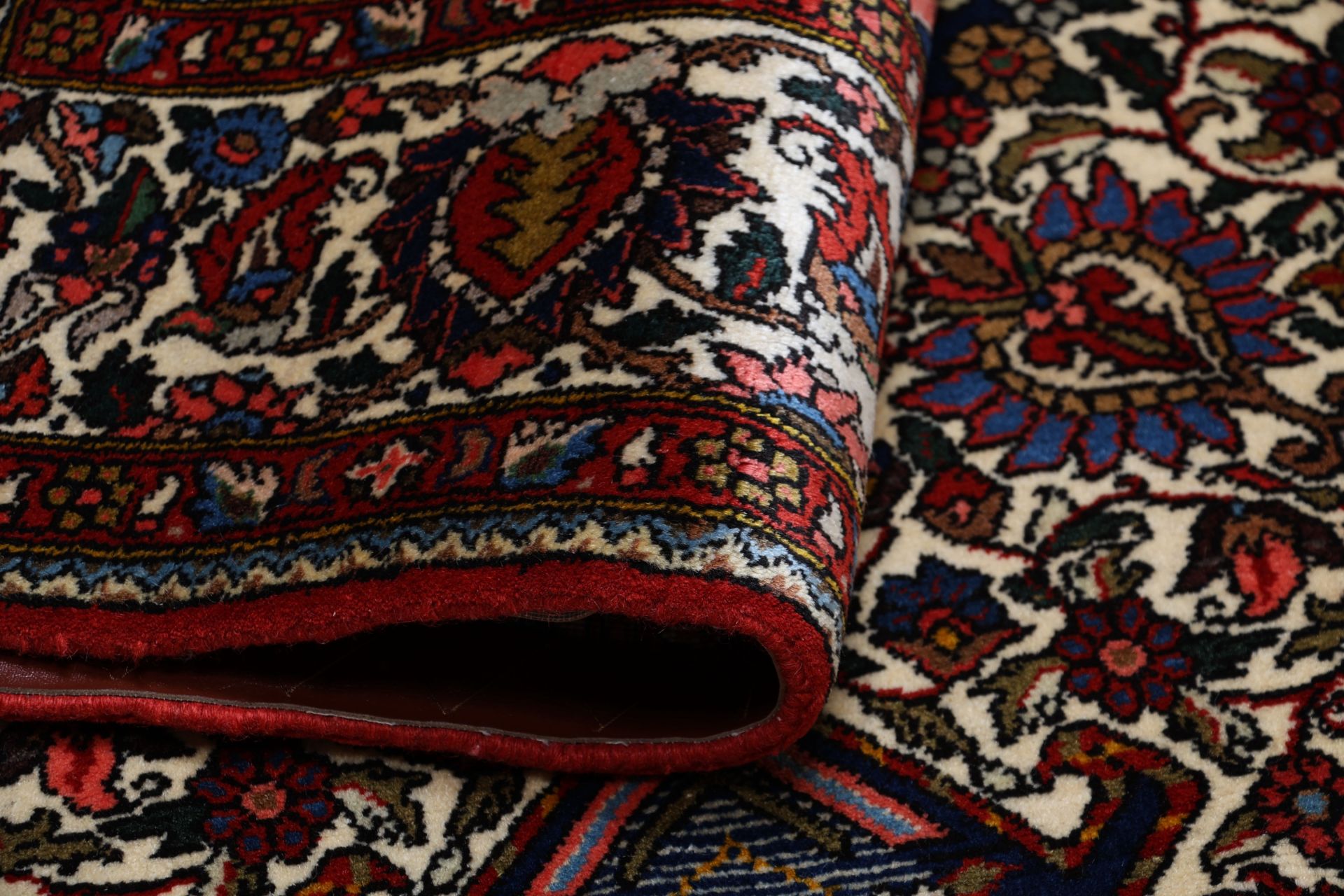 Bakhtiari Perserteppich aus Iran, 200 × 303 cm
