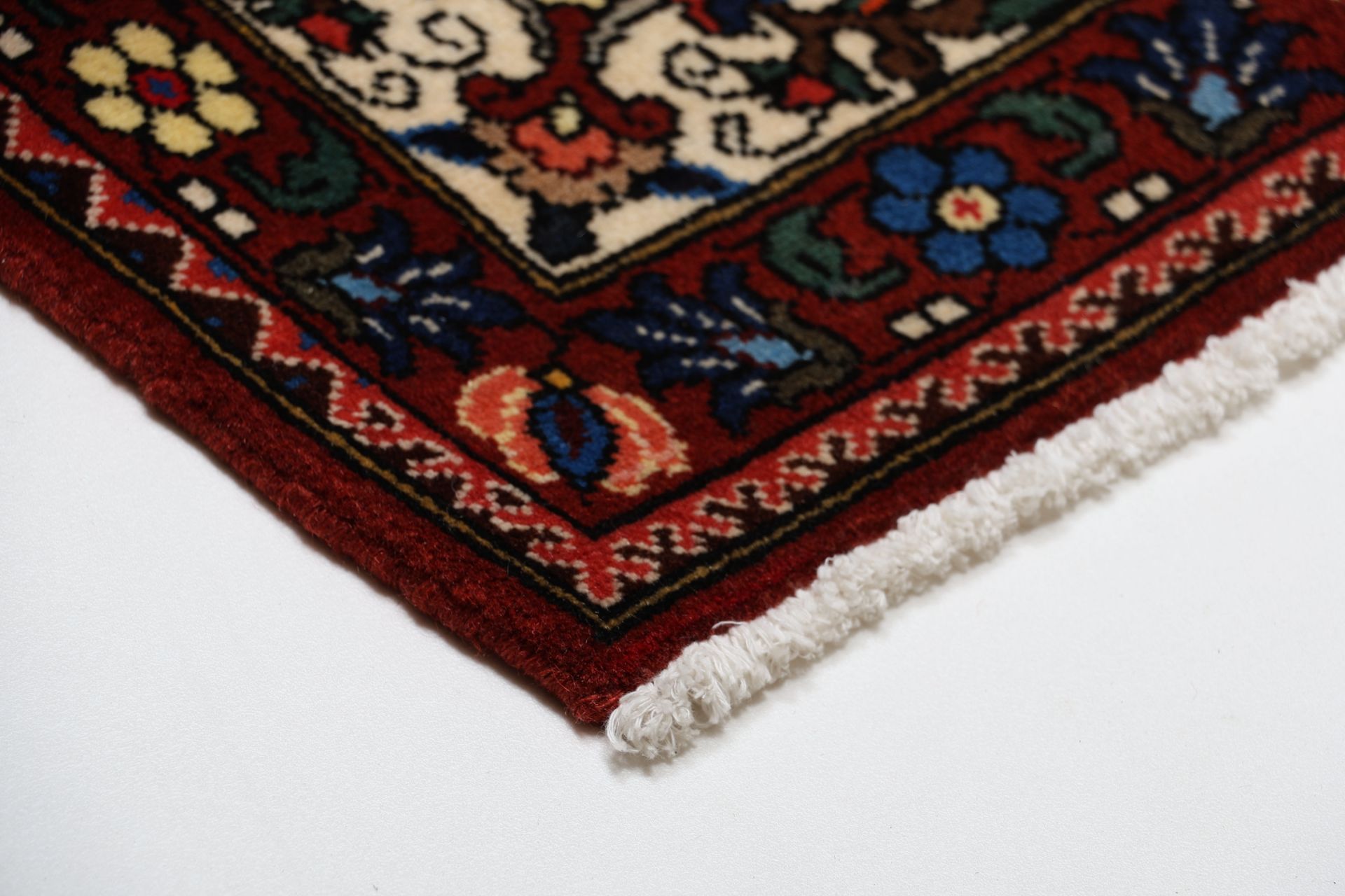 Bakhtiari Perserteppich aus Iran, 205 × 315 cm