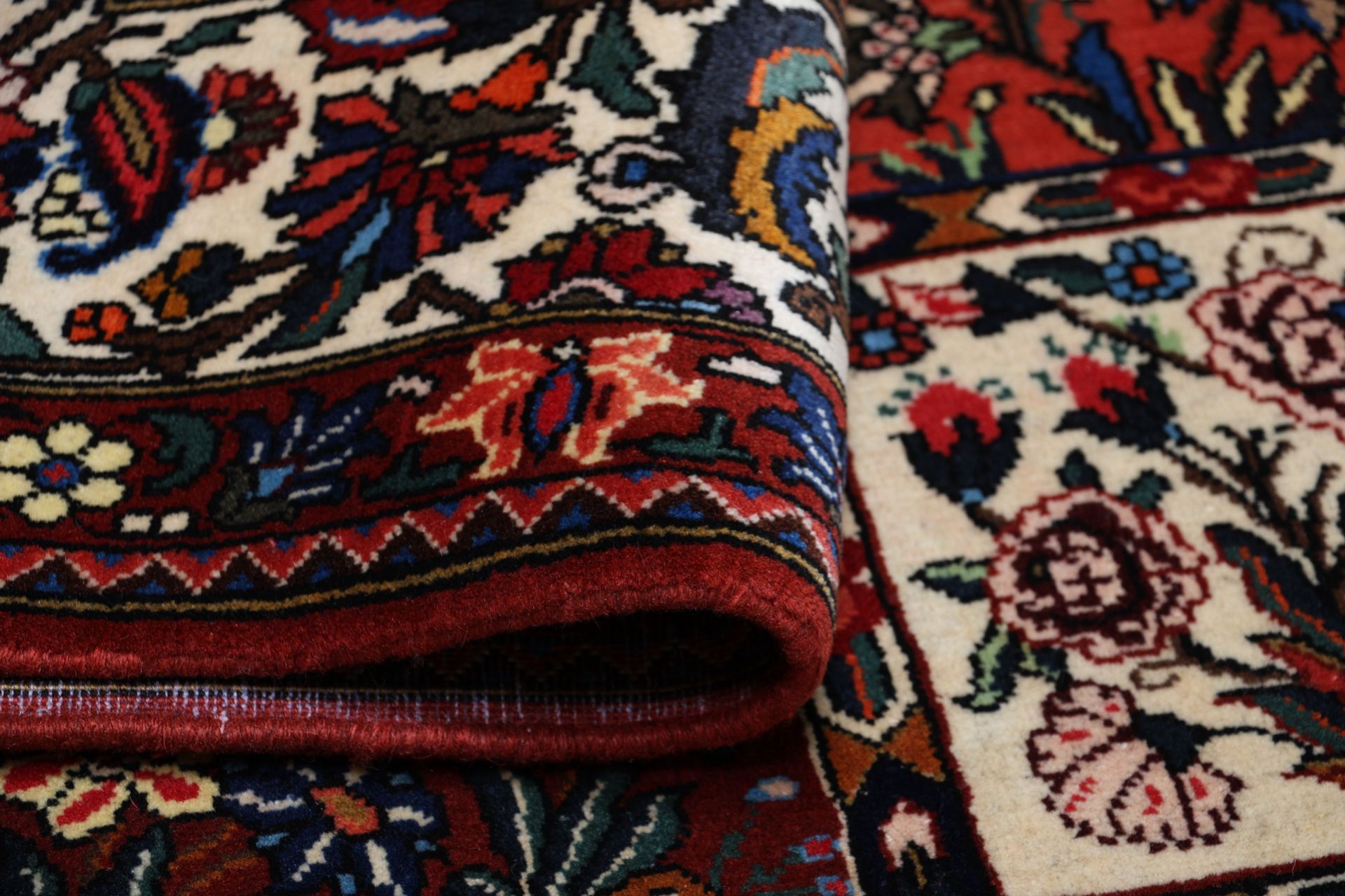 Bakhtiari Perserteppich aus Iran, 205 × 315 cm