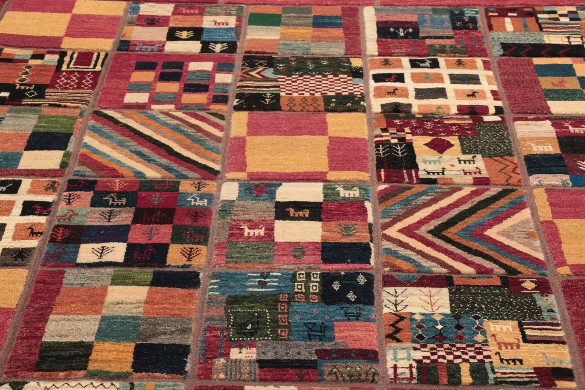 gabbeh-perserteppich-204-x-310-cm-schurwolle-handgeknupft-gemutlich-3 Gabbeh Perserteppich aus Iran, 204 × 310 cm
