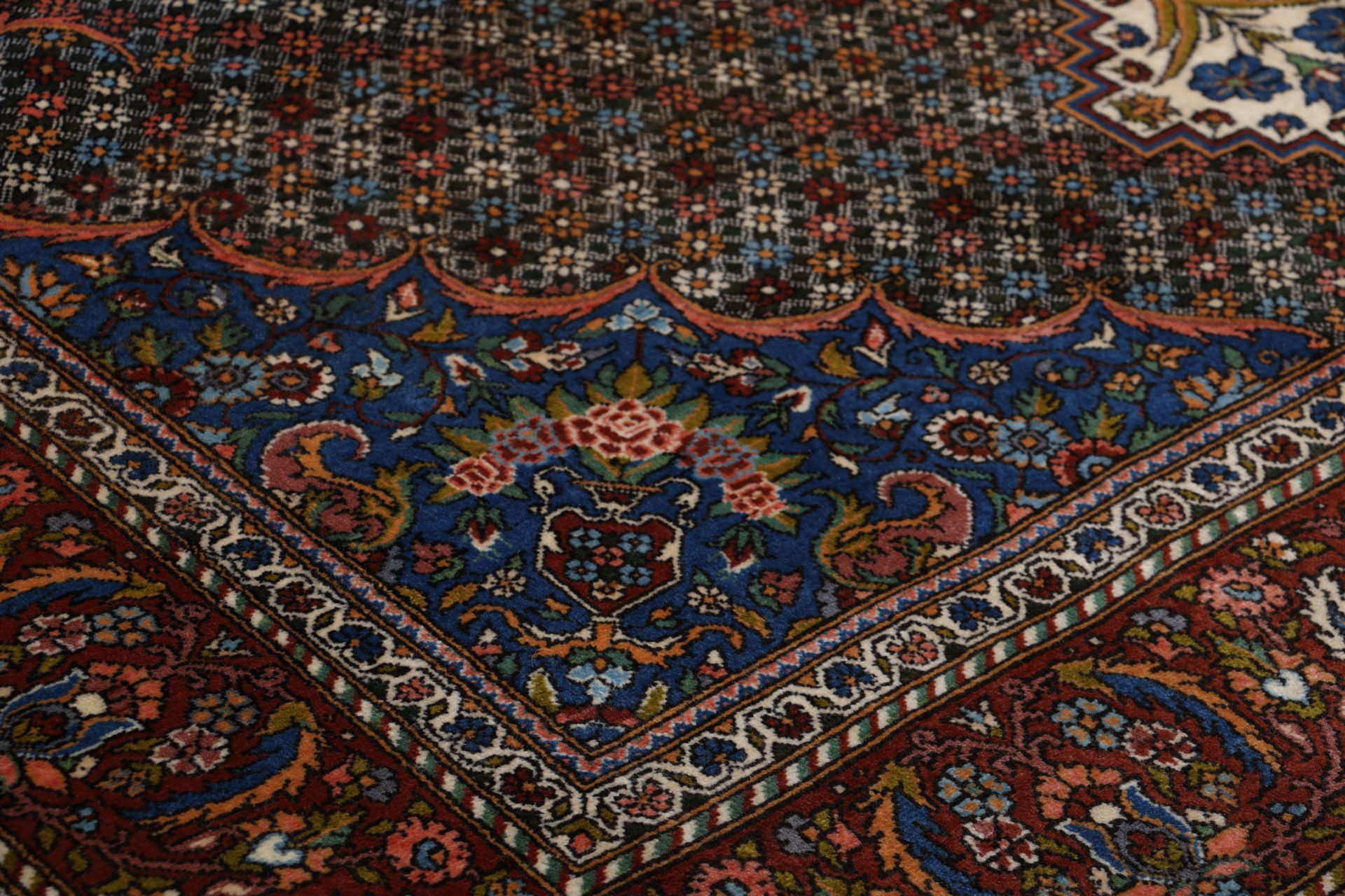Bakhtiari Perserteppich 203 × 308 cm aus Wolle, handgeknüpft