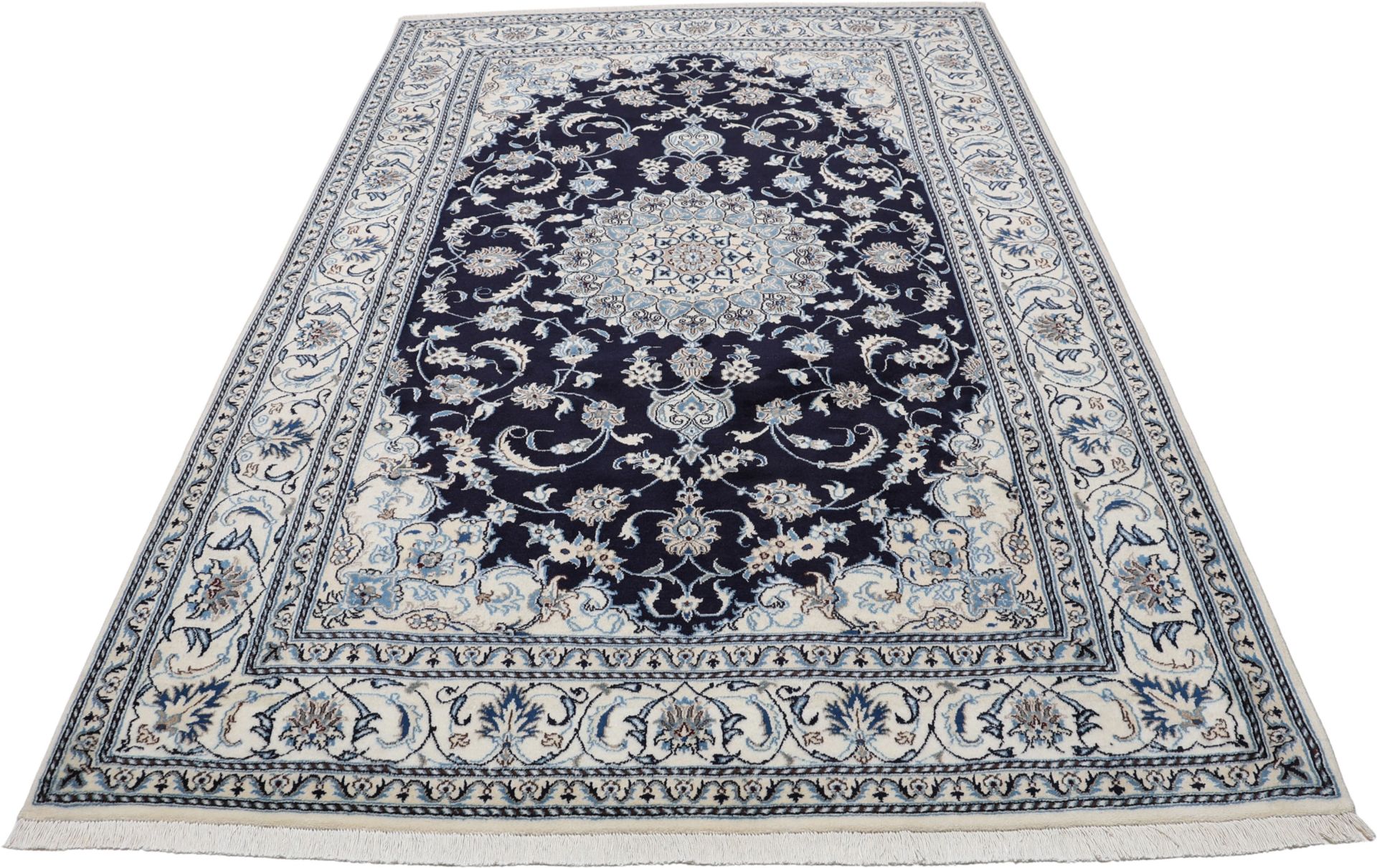 Nain Perserteppich aus Iran, 192 × 292 cm