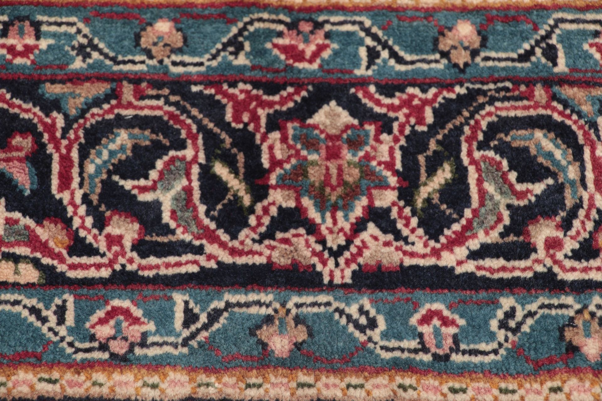 Handgeknüpfter Perserteppich 210 × 305 cm