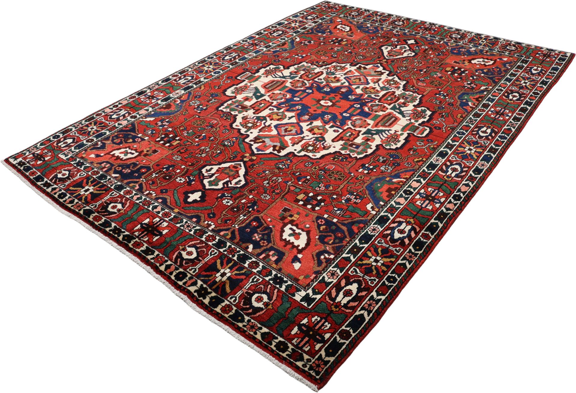 Handgeknüpfter Bakhtiari Perserteppich 224 × 310 cm