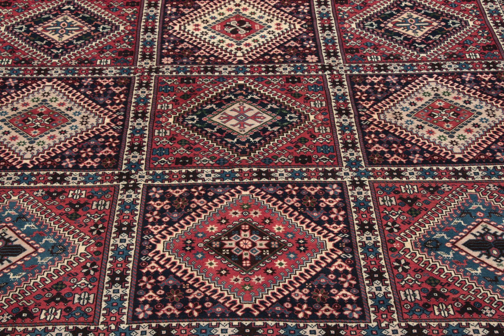 Perserteppich 203 × 300 cm aus Wolle, handgeknüpft