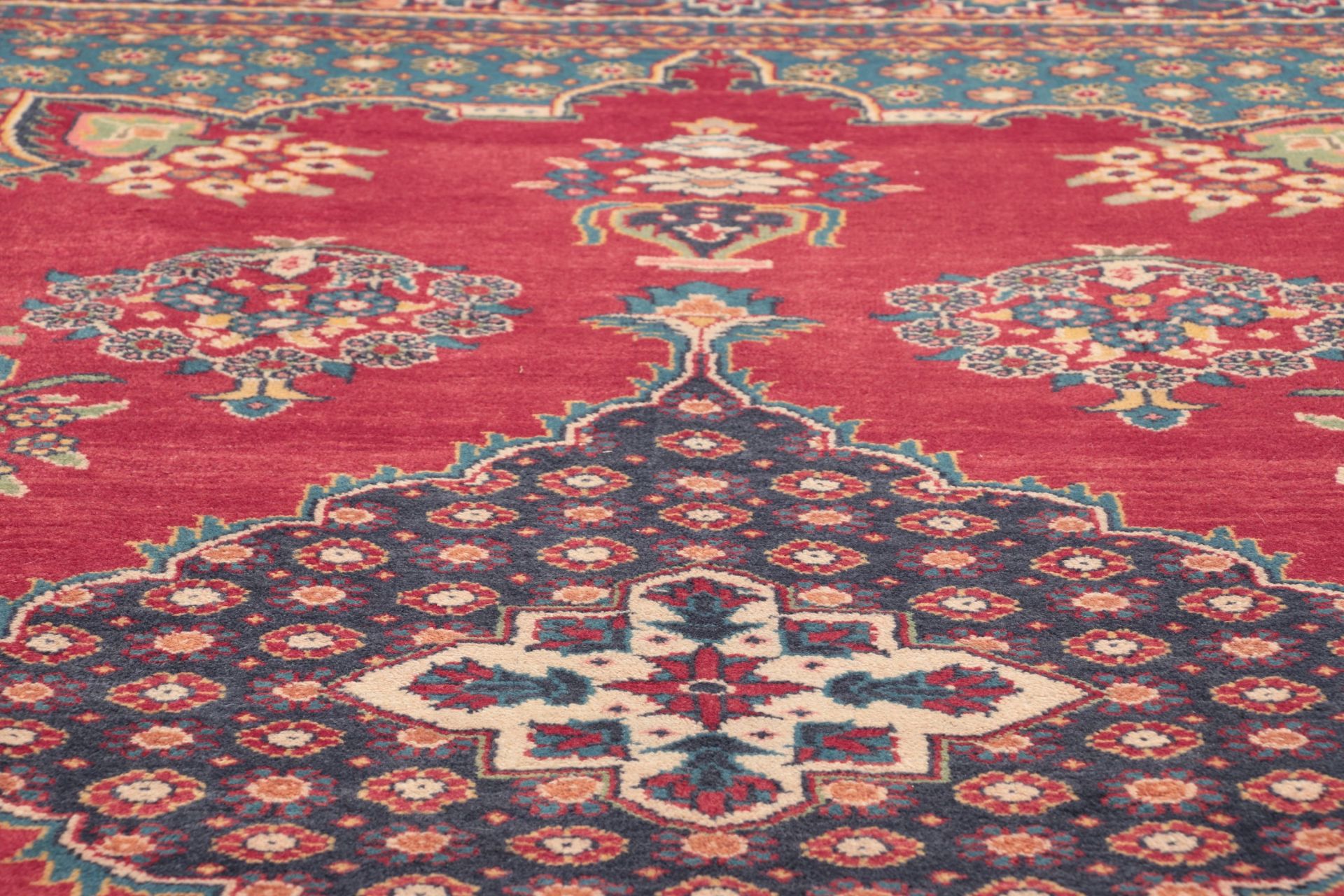 Handgeknüpfter Perserteppich 208 × 307 cm