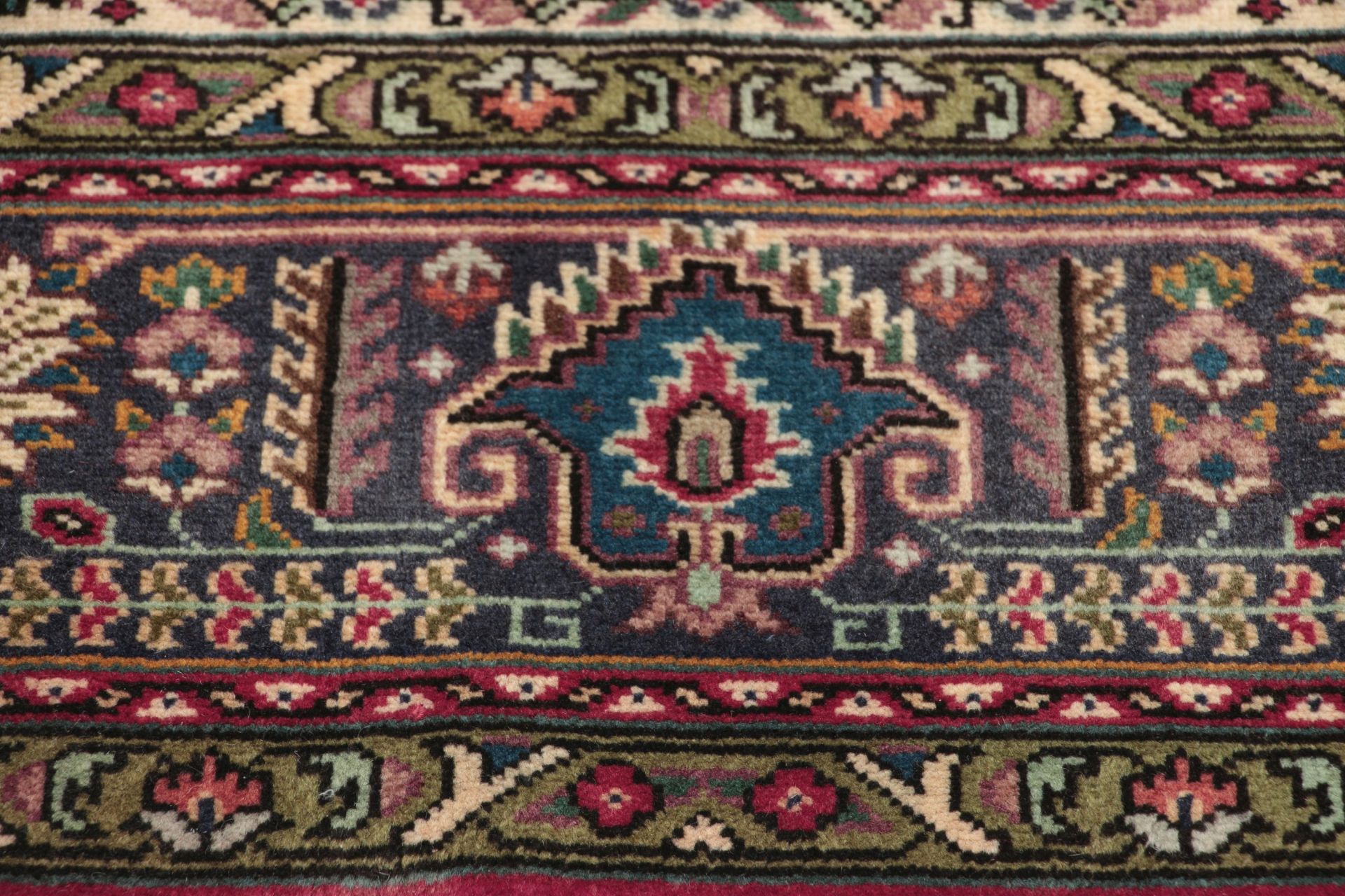 Handgeknüpfter Täbriz Perserteppich, 200 × 290 cm