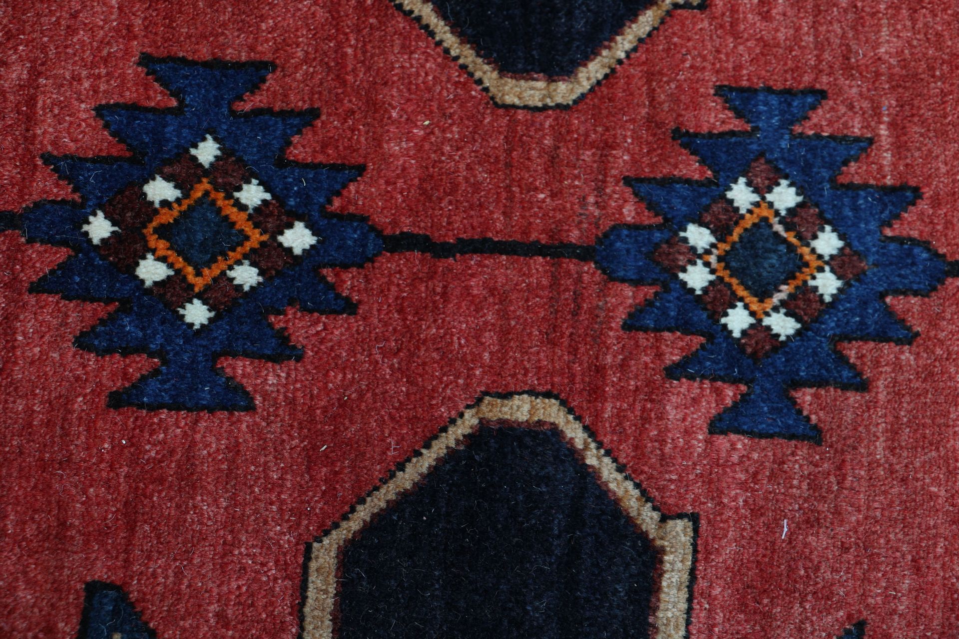 Bakhtiari Perserteppich aus Iran, 210 × 315 cm