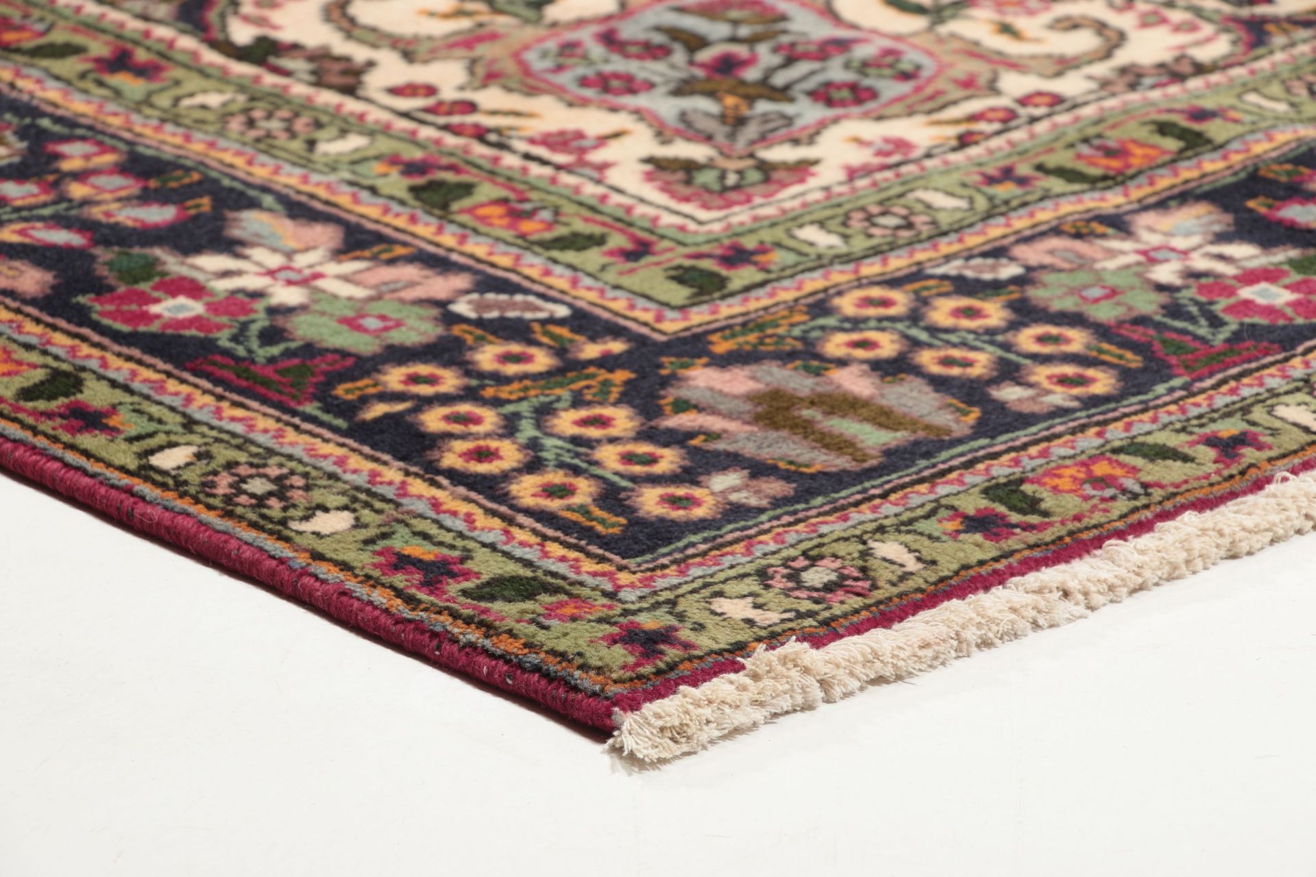 Täbriz Perserteppich aus Iran, 214 × 300 cm
