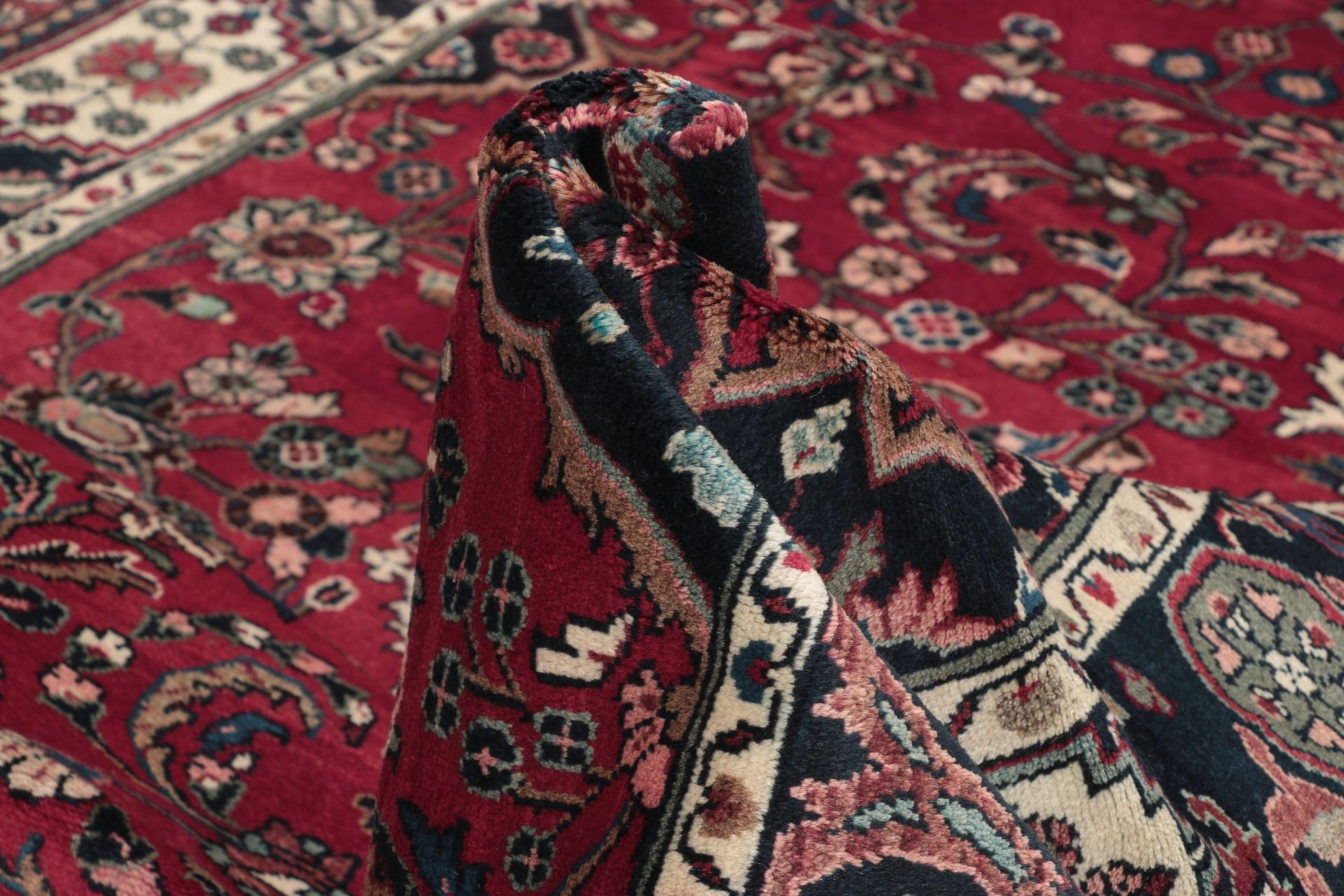 Handgeknüpfter Hamadan Perserteppich 212 × 315 cm