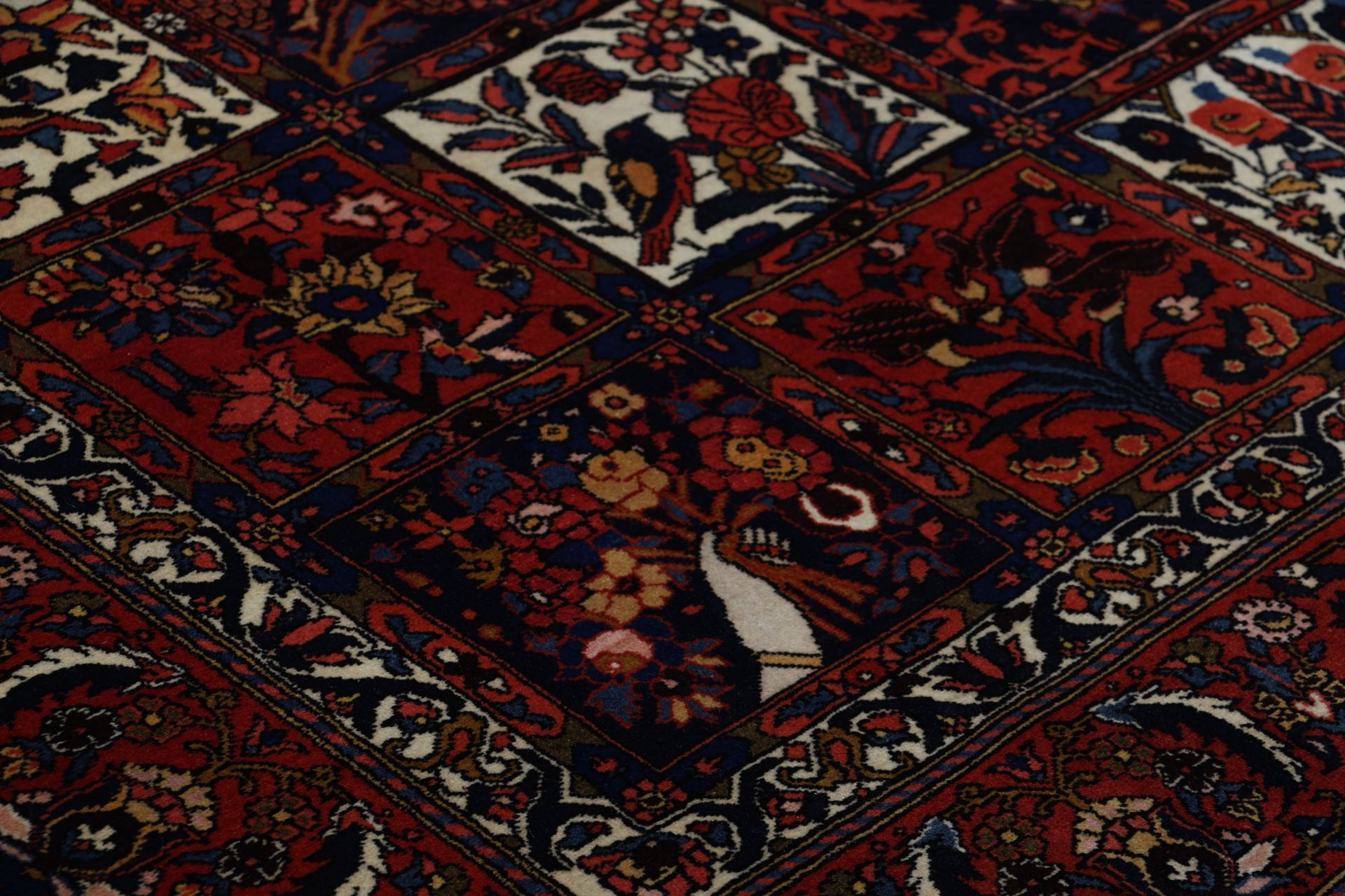 Handgeknüpfter Bakhtiari Perserteppich 217 × 315 cm