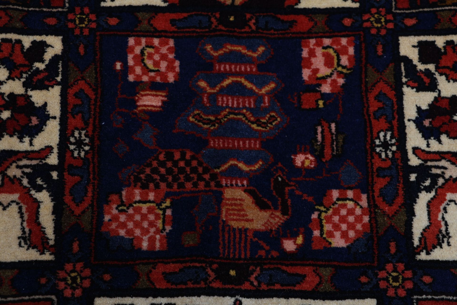 Handgeknüpfter Bakhtiari Perserteppich 217 × 315 cm