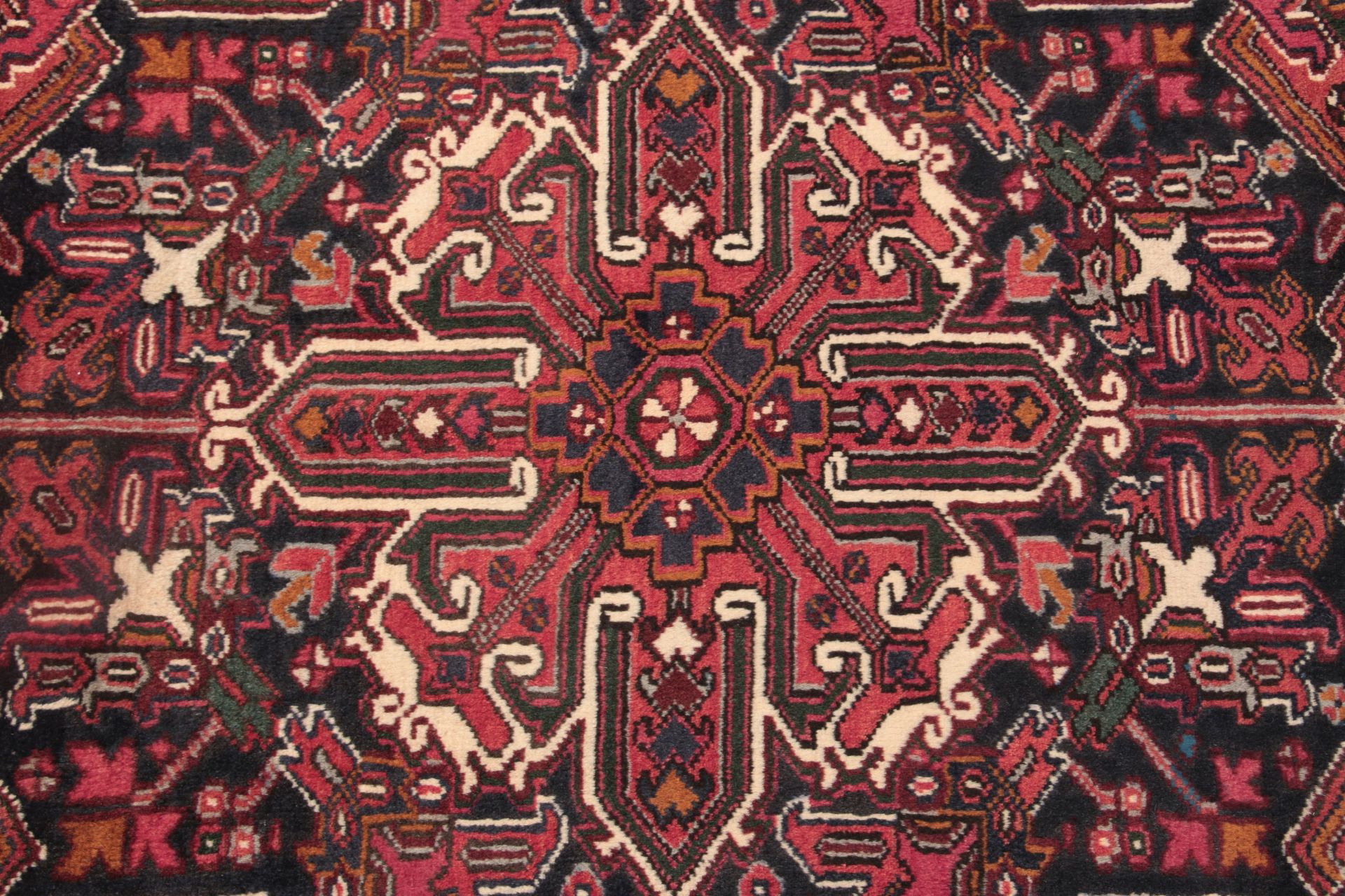 Handgeknüpfter Heriz Perserteppich 207 × 285 cm