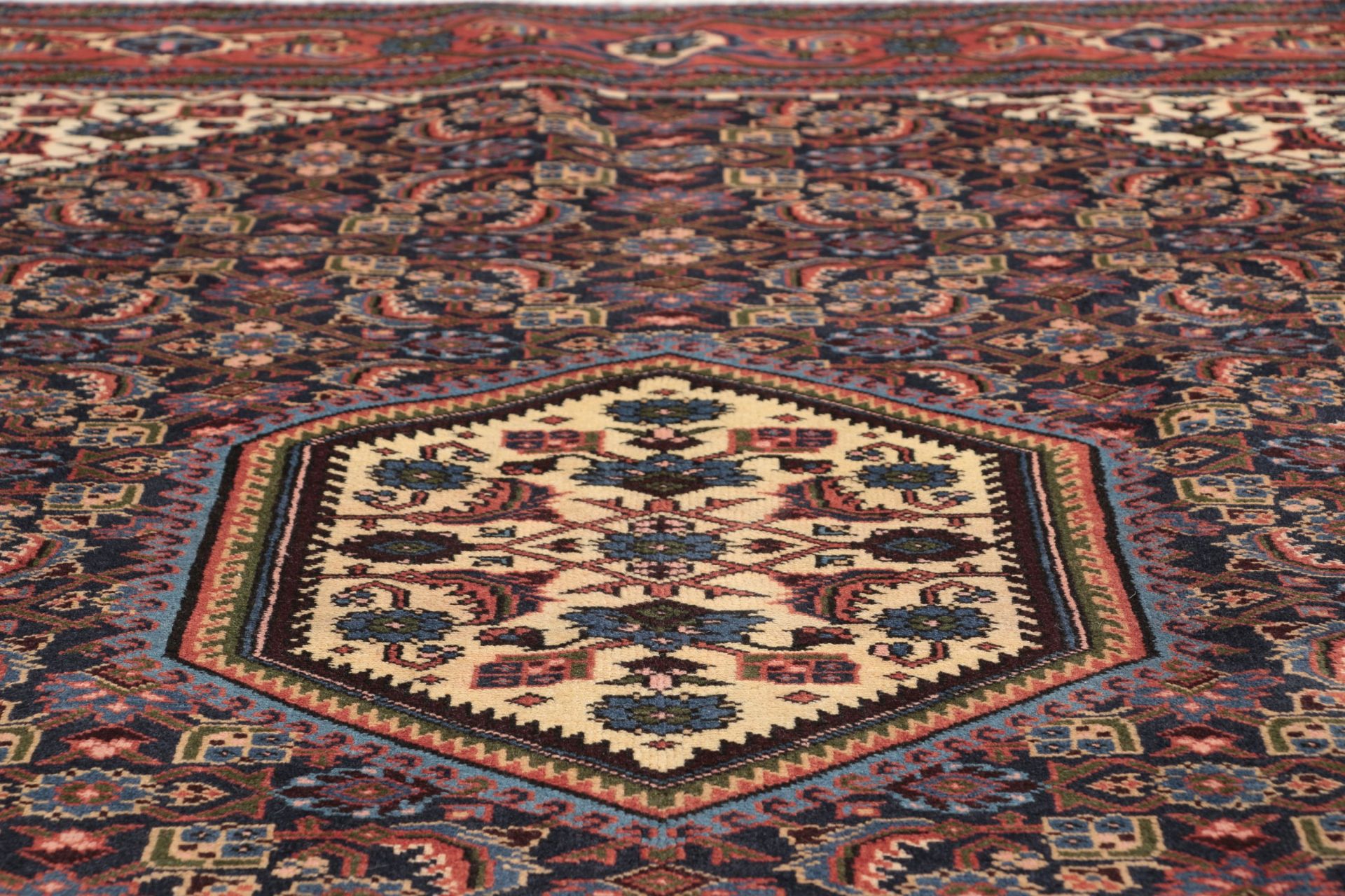 Ardebil Perserteppich aus Iran, 200 × 290 cm
