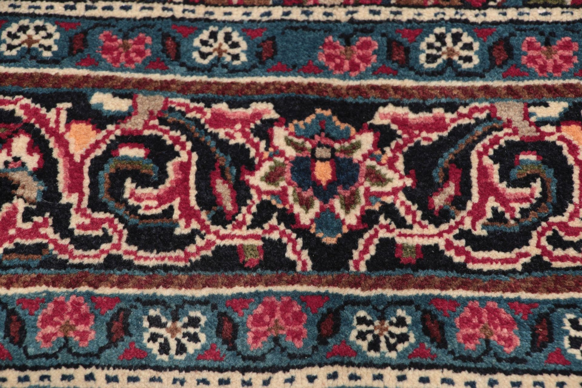 Perserteppich 218 × 318 cm aus Wolle, handgeknüpft
