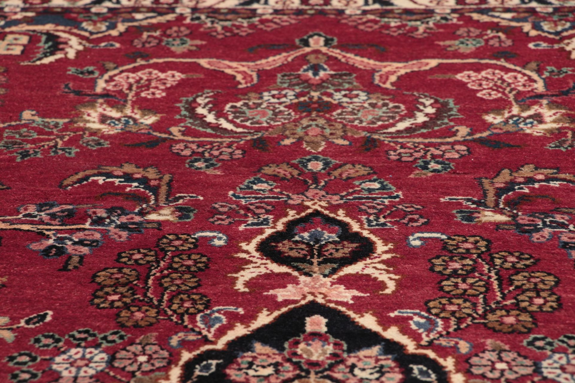 Handgeknüpfter Perserteppich 210 × 312 cm