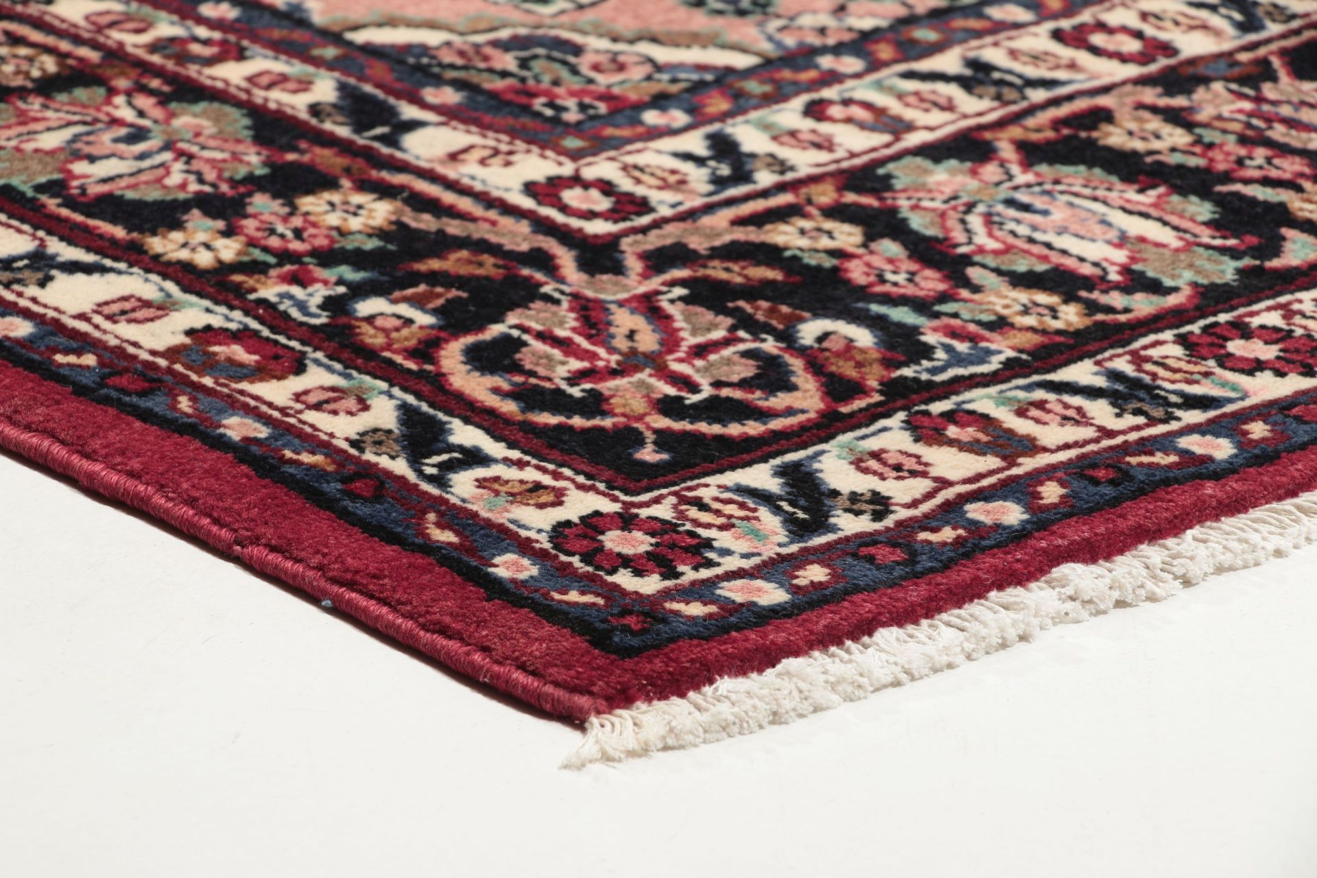 Handgeknüpfter Perserteppich 210 × 312 cm