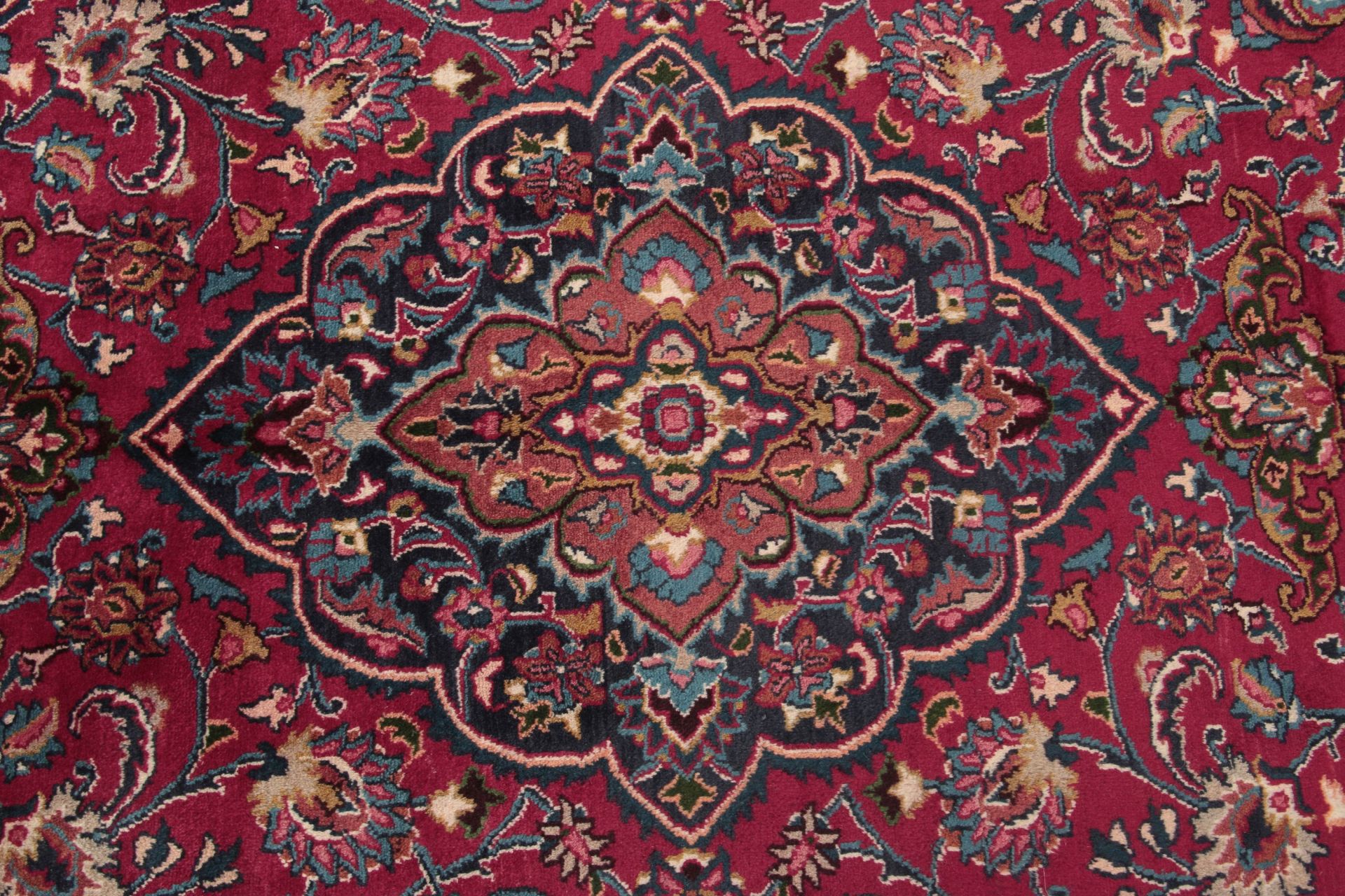 perserteppich-mashad-200-x-290-cm-wolle-handgeknupft-florale-muster-7 Mashhad Perserteppich aus Iran, 200 × 290 cm