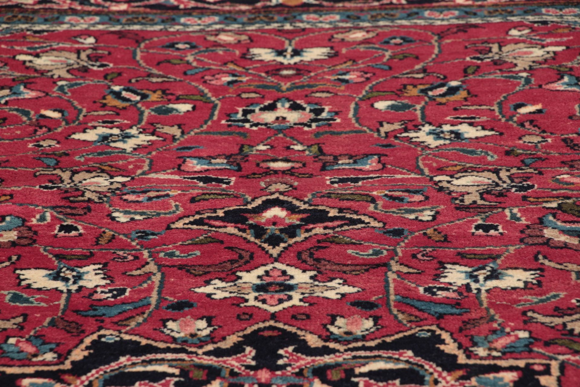 Handgeknüpfter Perserteppich, 211 × 310 cm, Wolle