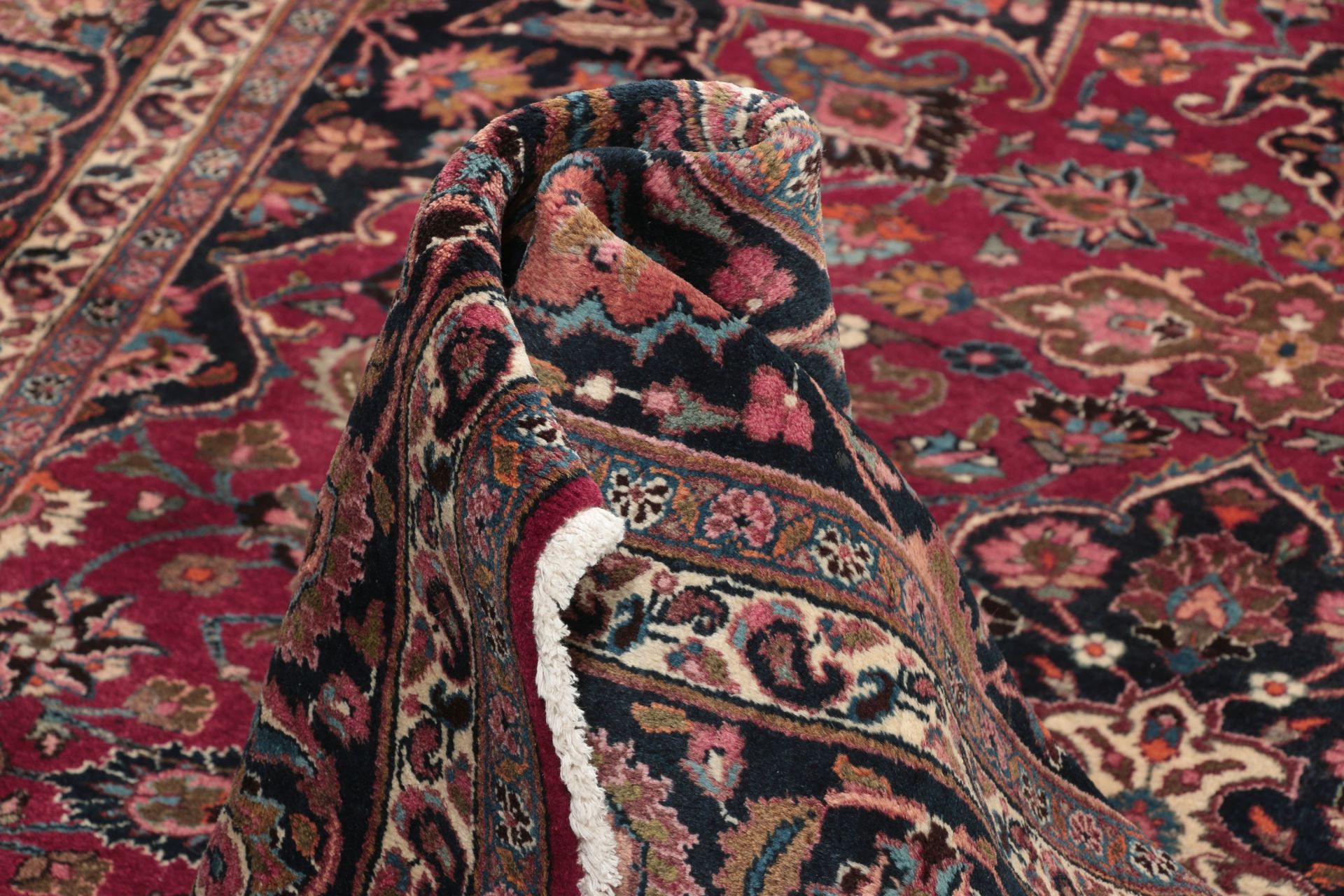 Mashhad Perserteppich 208 × 300 cm aus Wolle, handgeknüpft