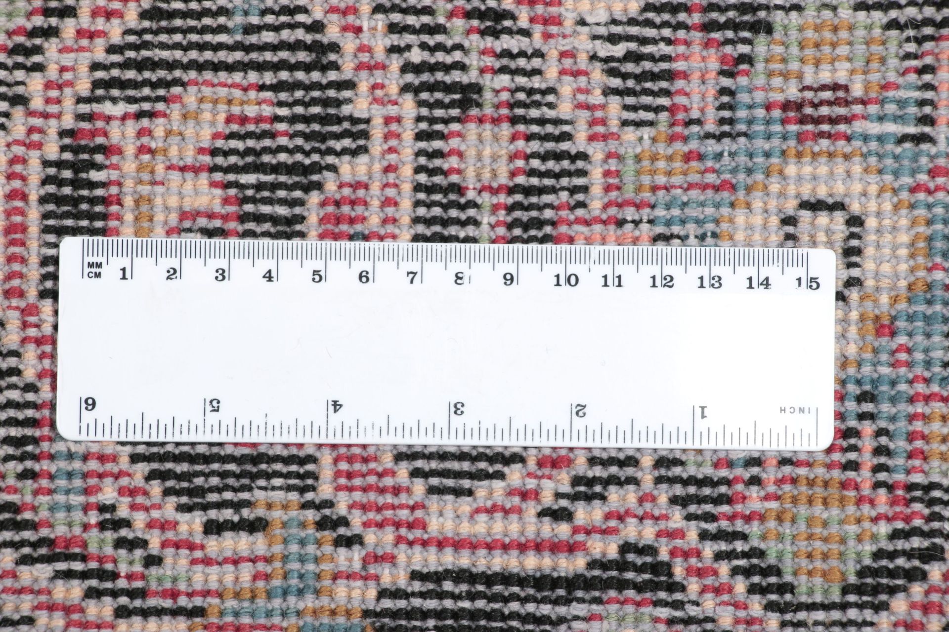 Perserteppich aus Iran, 215 × 320 cm