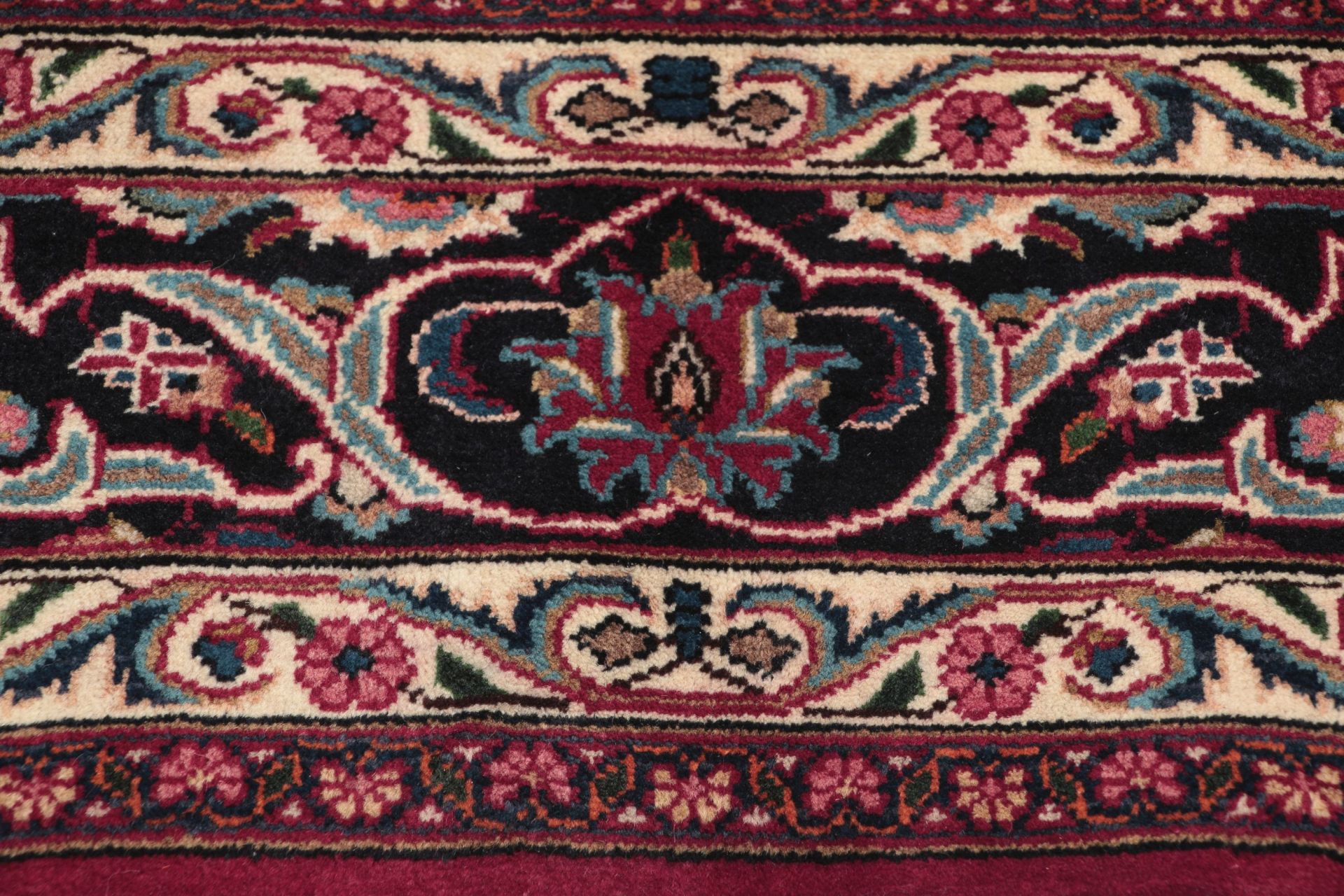 Mashhad Perserteppich 200 × 293 cm aus Wolle, handgeknüpft