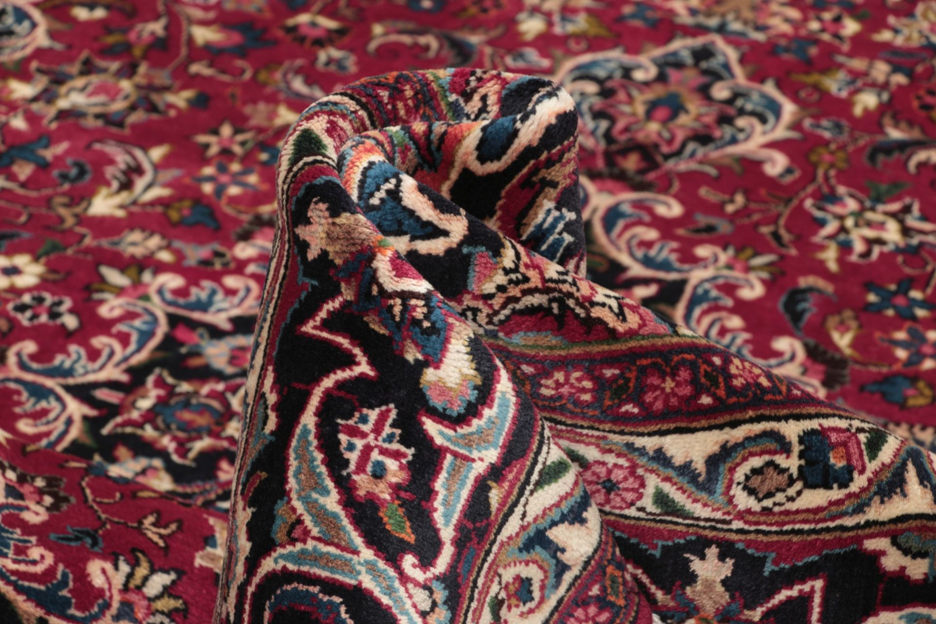 Mashhad Perserteppich 200 × 293 cm aus Wolle, handgeknüpft
