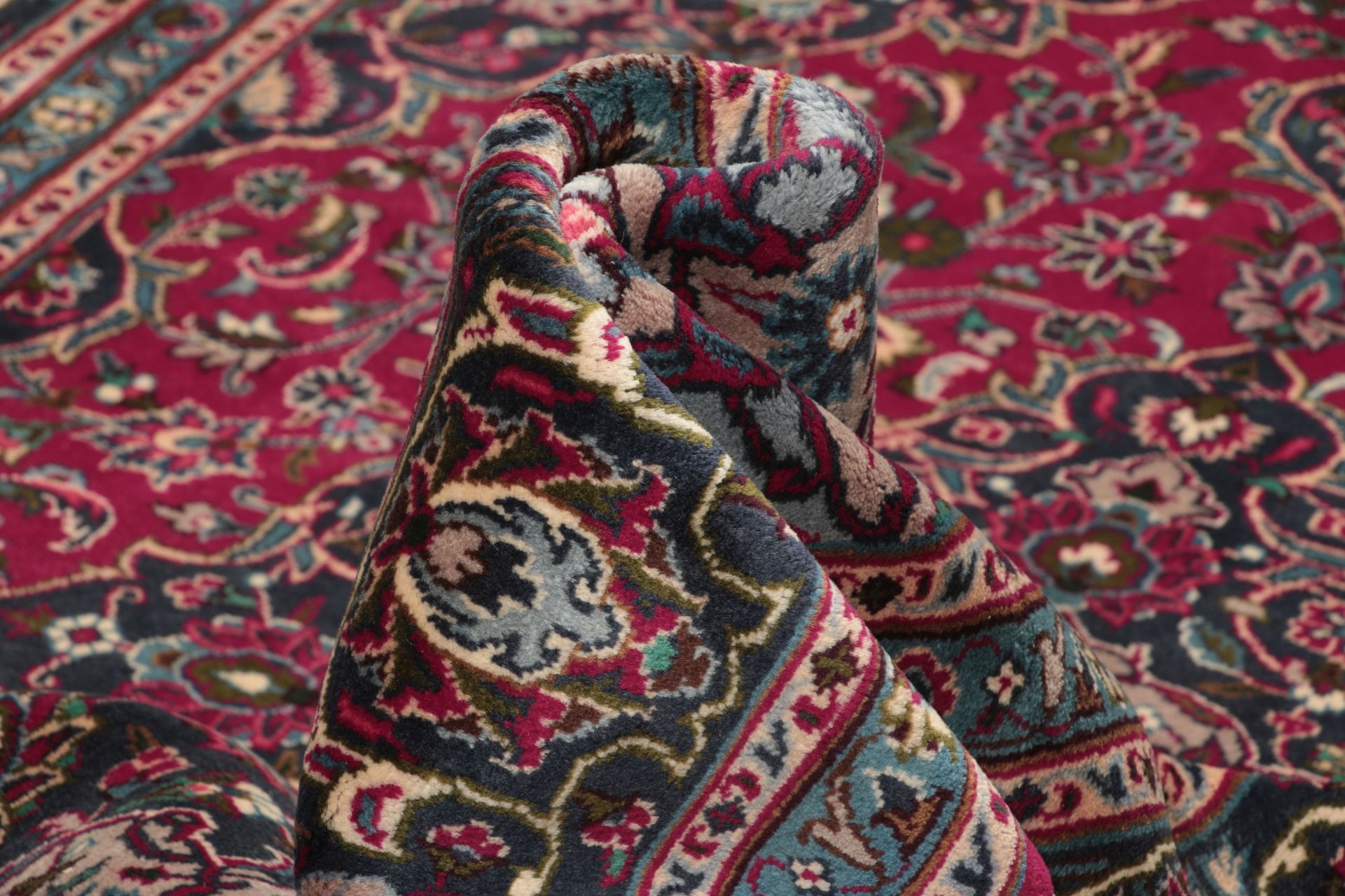 Handgeknüpfter Mashhad Perserteppich 200 × 300 cm