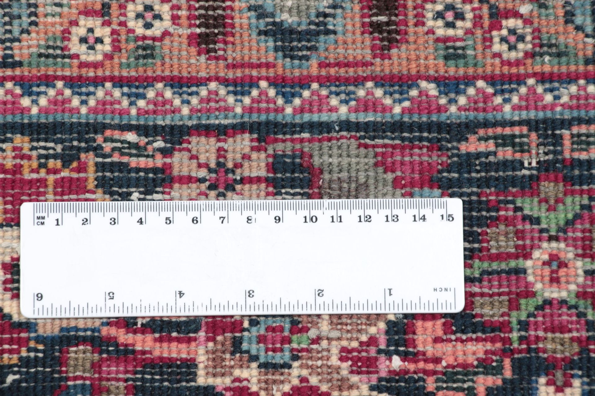 Mashhad Perserteppich aus Iran, 198 × 284 cm