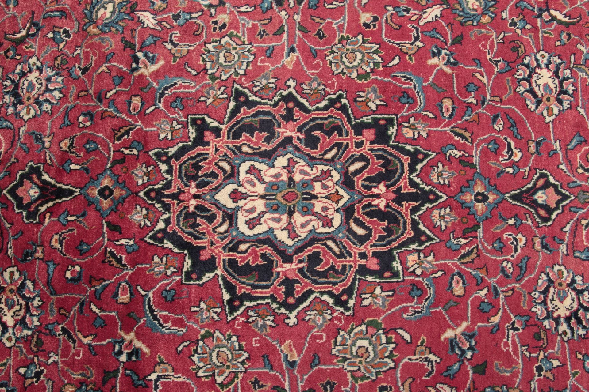 Handgeknüpfter Perserteppich 208 × 307 cm