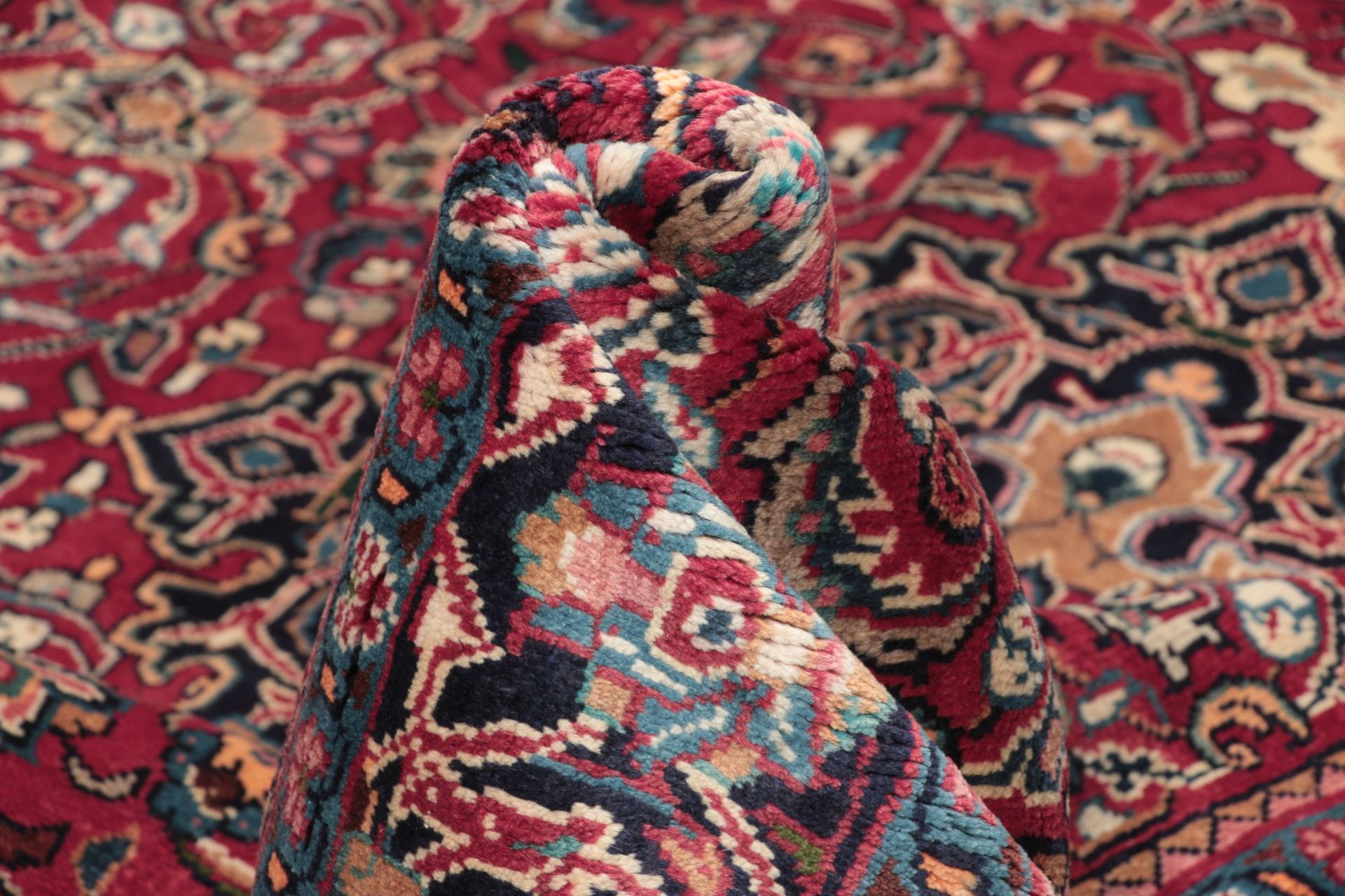 Handgeknüpfter Hamadan Perserteppich 212 × 320 cm