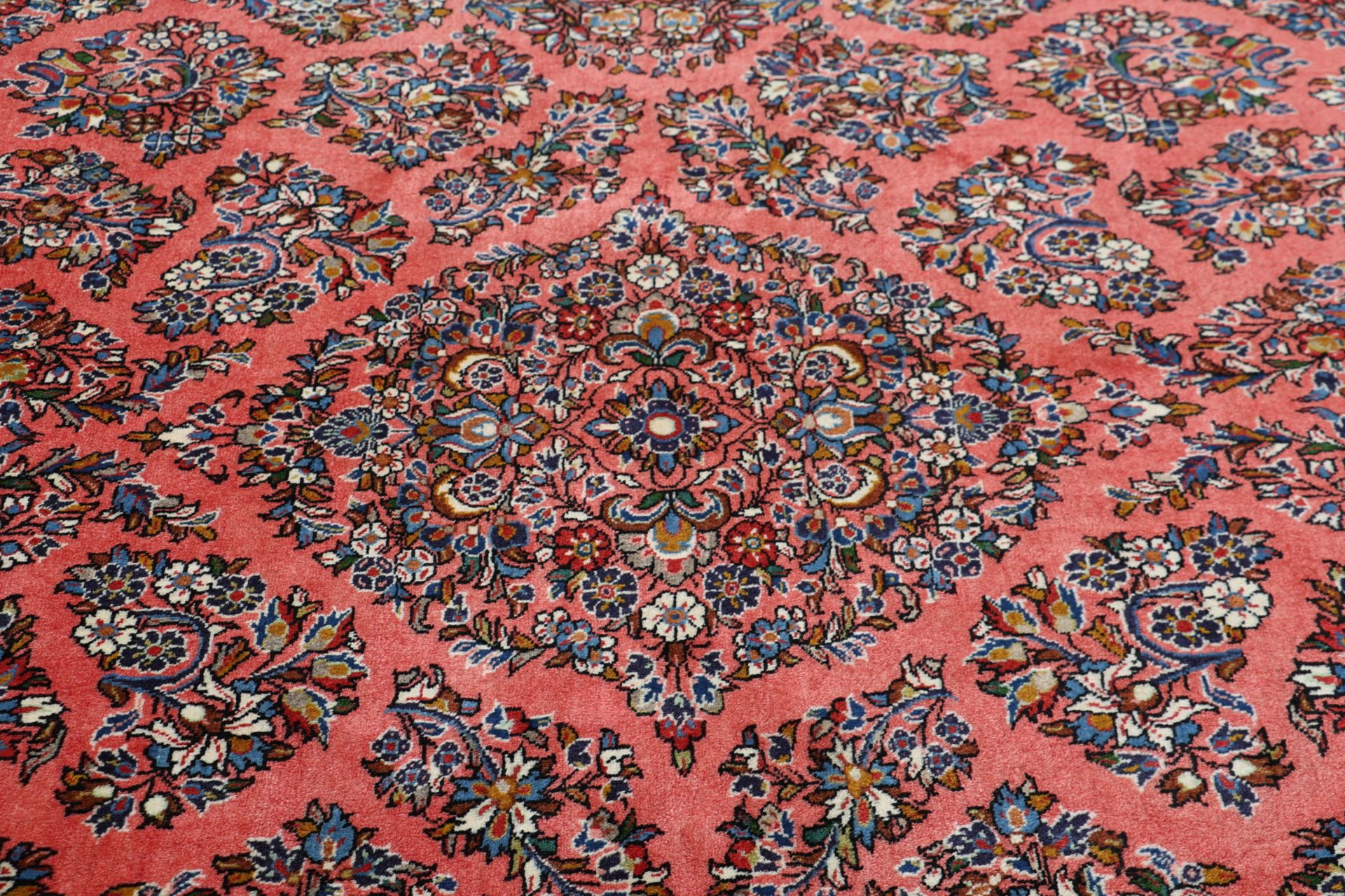 Handgeknüpfter Sarough Perserteppich 212 × 275 cm