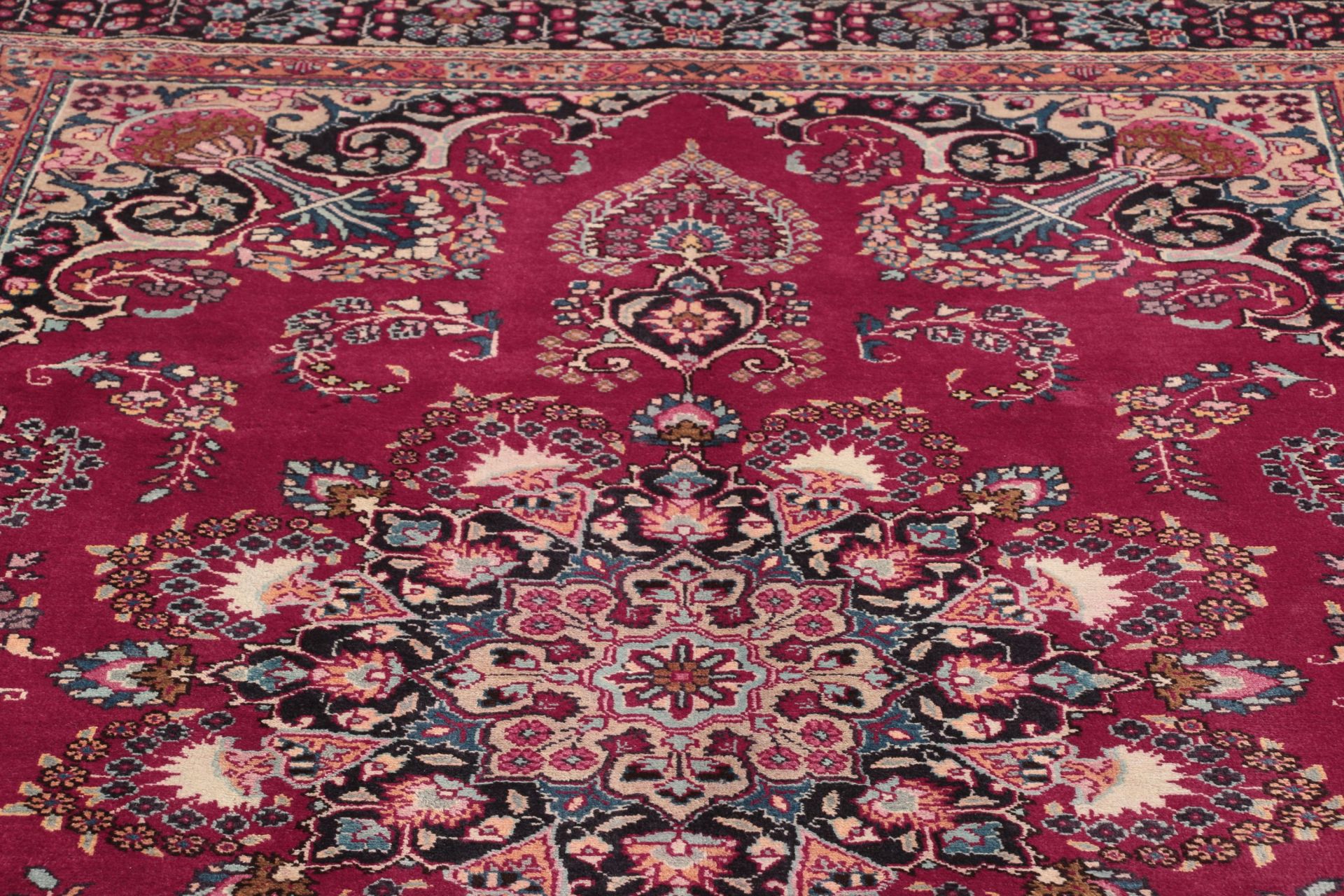 perserteppich-mashad-197-x-296-cm-schurwolle-handgeknupft-floral-16 Handgeknüpfter Mashhad Perserteppich, 197 × 296 cm, Wolle