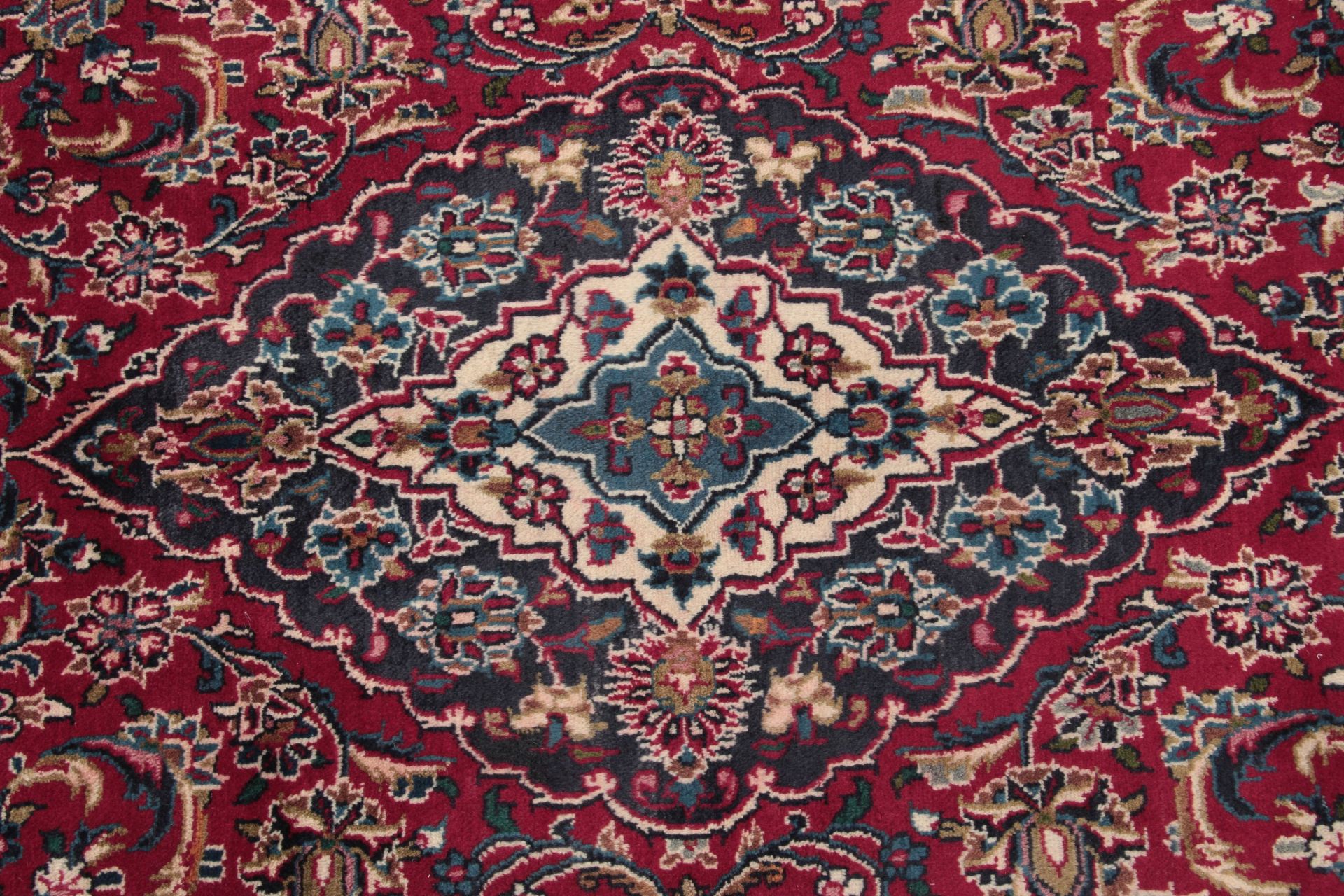 Mashhad Perserteppich aus Iran, 198 × 290 cm